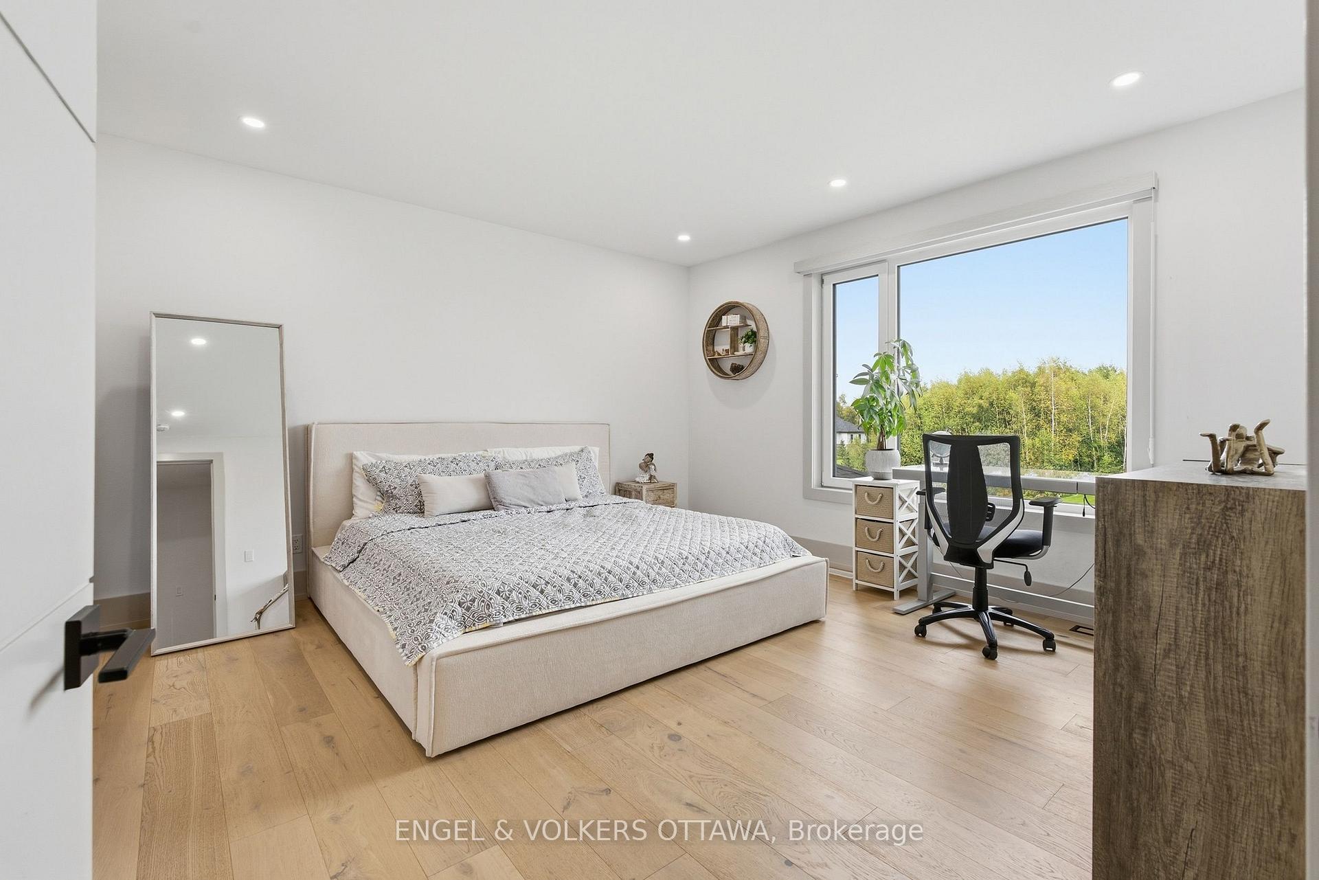 Photo 28 of 1057 Green Jacket Crescent, Ottawa, Greely — HOMEH