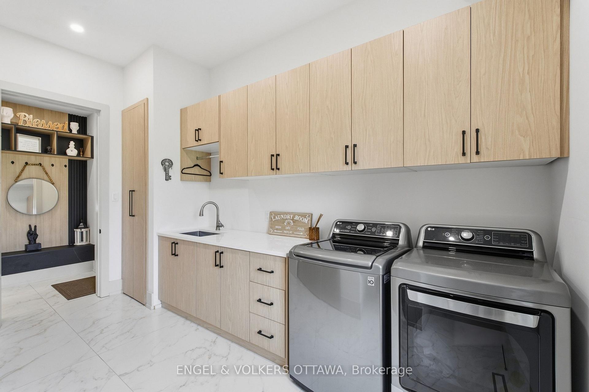 Photo 44 of 1057 Green Jacket Crescent, Ottawa, Greely — HOMEH