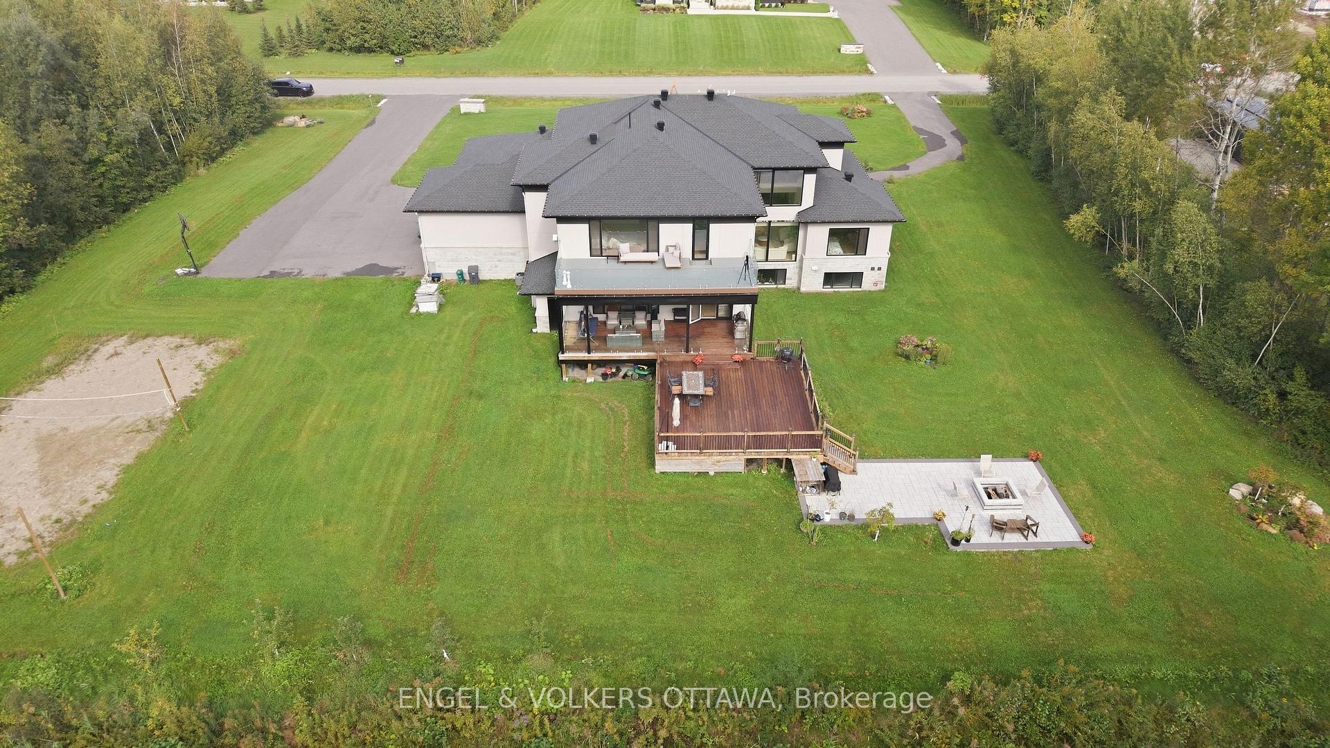 Photo 52 of 1057 Green Jacket Crescent, Ottawa, Greely — HOMEH
