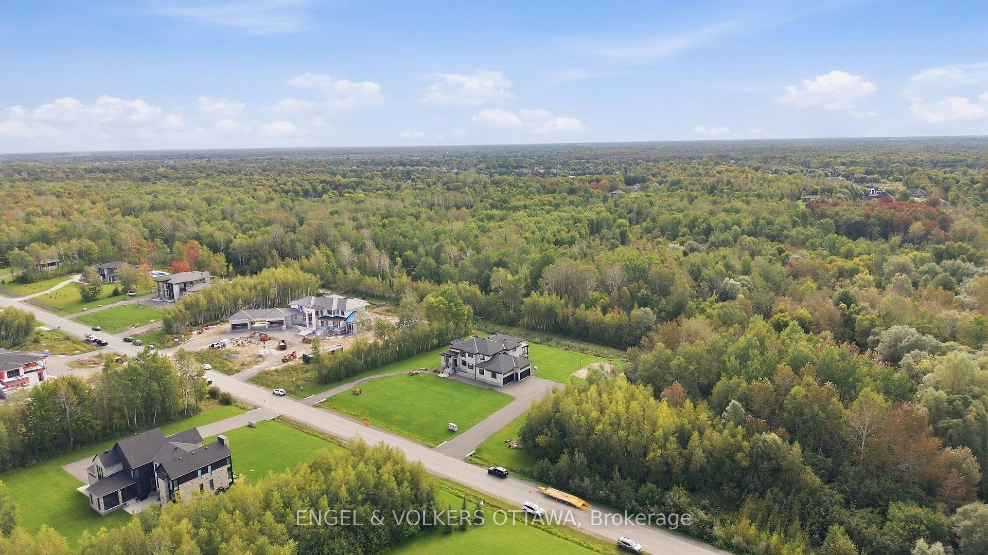 Photo 53 of 1057 Green Jacket Crescent, Ottawa, Greely — HOMEH