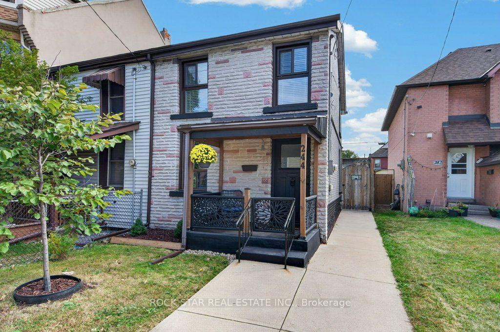 Photo 2 of 244 Emerald Street N, Hamilton, Landsdale — HOMEH