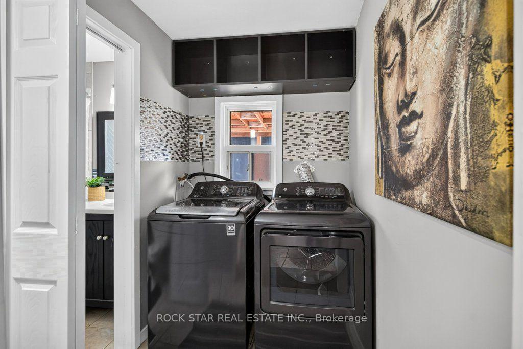 Photo 16 of 244 Emerald Street N, Hamilton, Landsdale — HOMEH