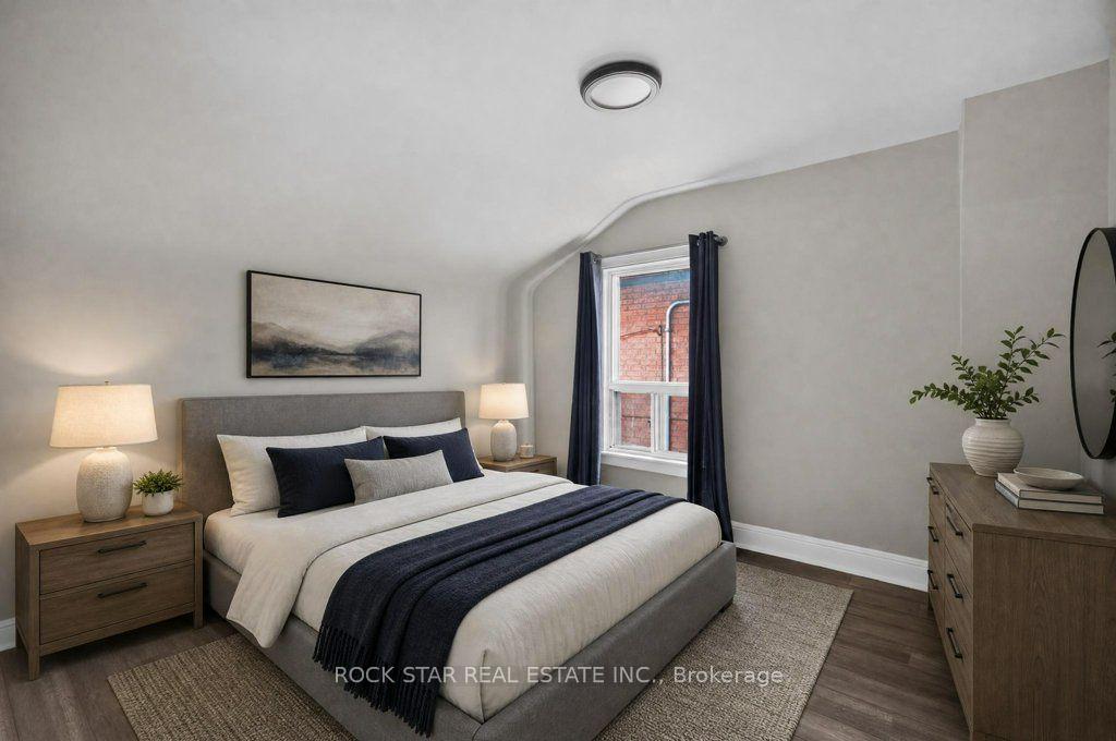 Photo 18 of 244 Emerald Street N, Hamilton, Landsdale — HOMEH