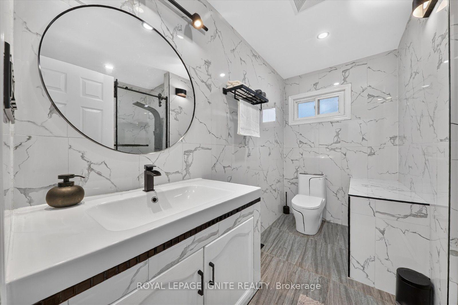 Photo 17 of 21 Durham Street, Clarington, Bowmanville — HOMEH