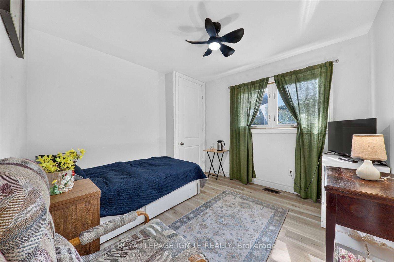Photo 19 of 21 Durham Street, Clarington, Bowmanville — HOMEH