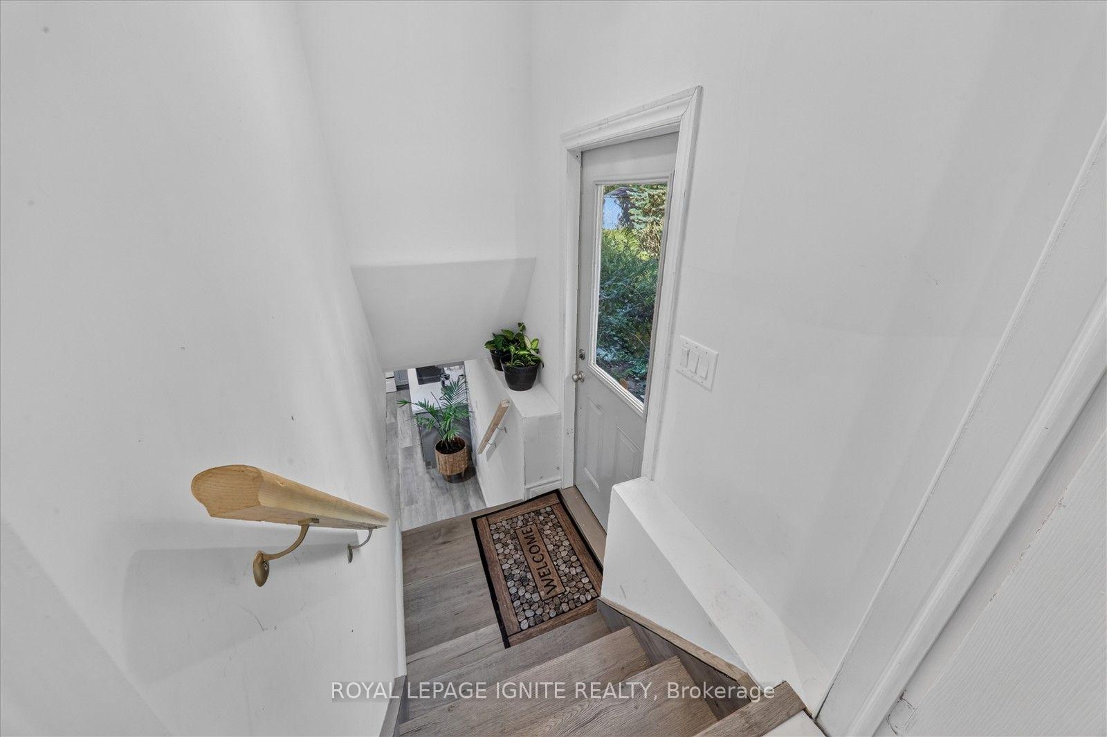 Photo 25 of 21 Durham Street, Clarington, Bowmanville — HOMEH