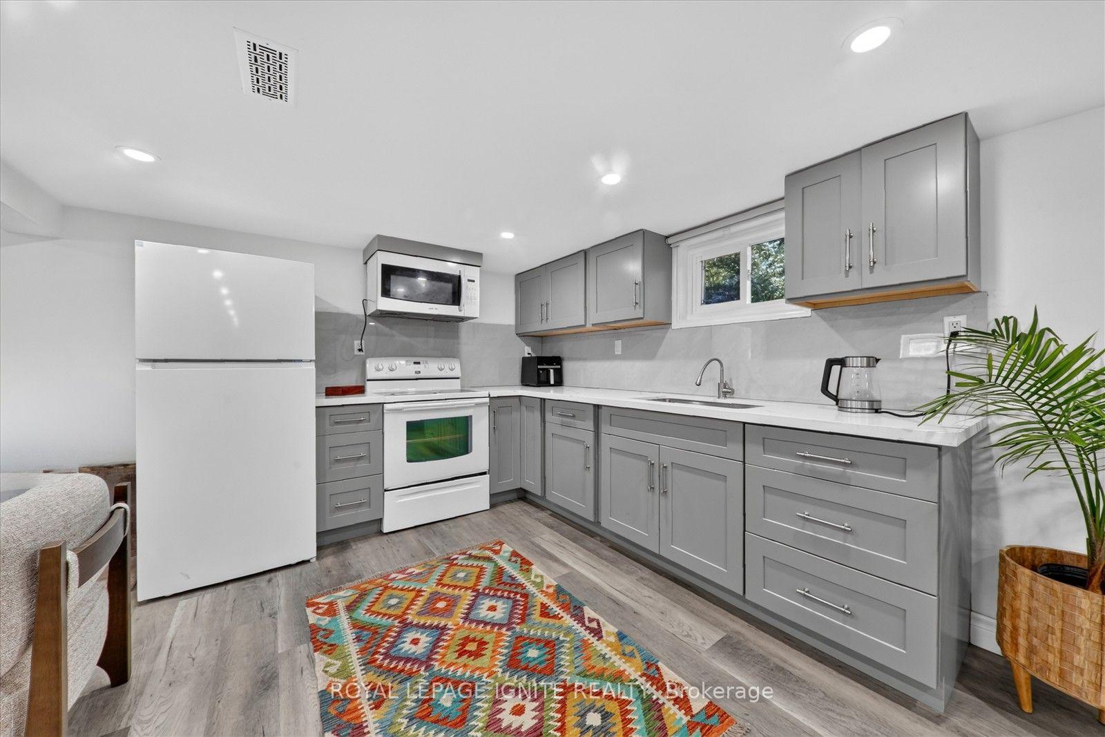 Photo 27 of 21 Durham Street, Clarington, Bowmanville — HOMEH
