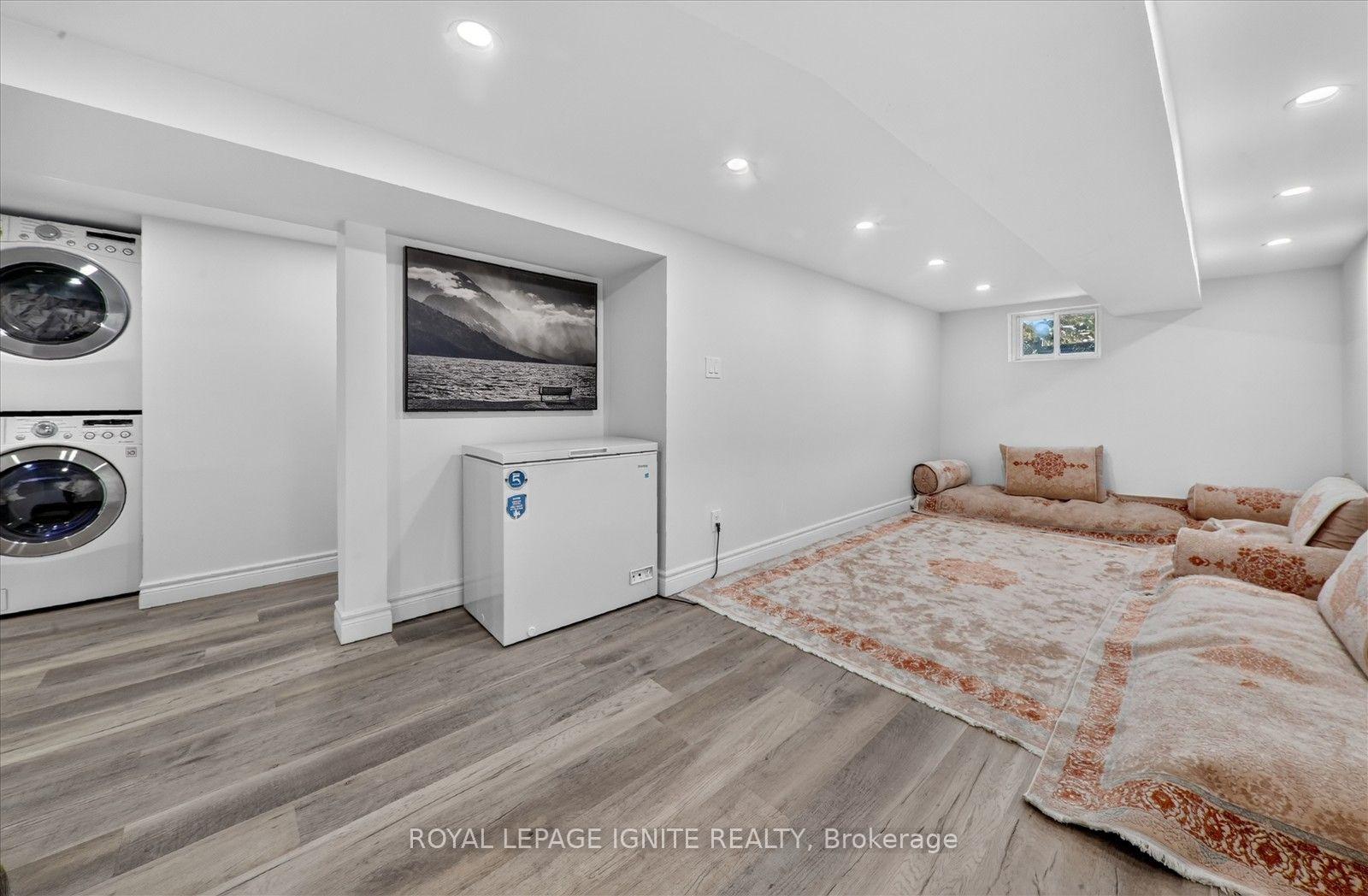 Photo 33 of 21 Durham Street, Clarington, Bowmanville — HOMEH