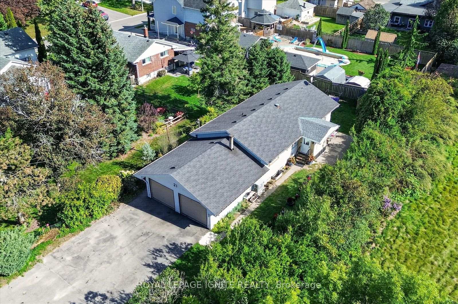 Photo 41 of 21 Durham Street, Clarington, Bowmanville — HOMEH