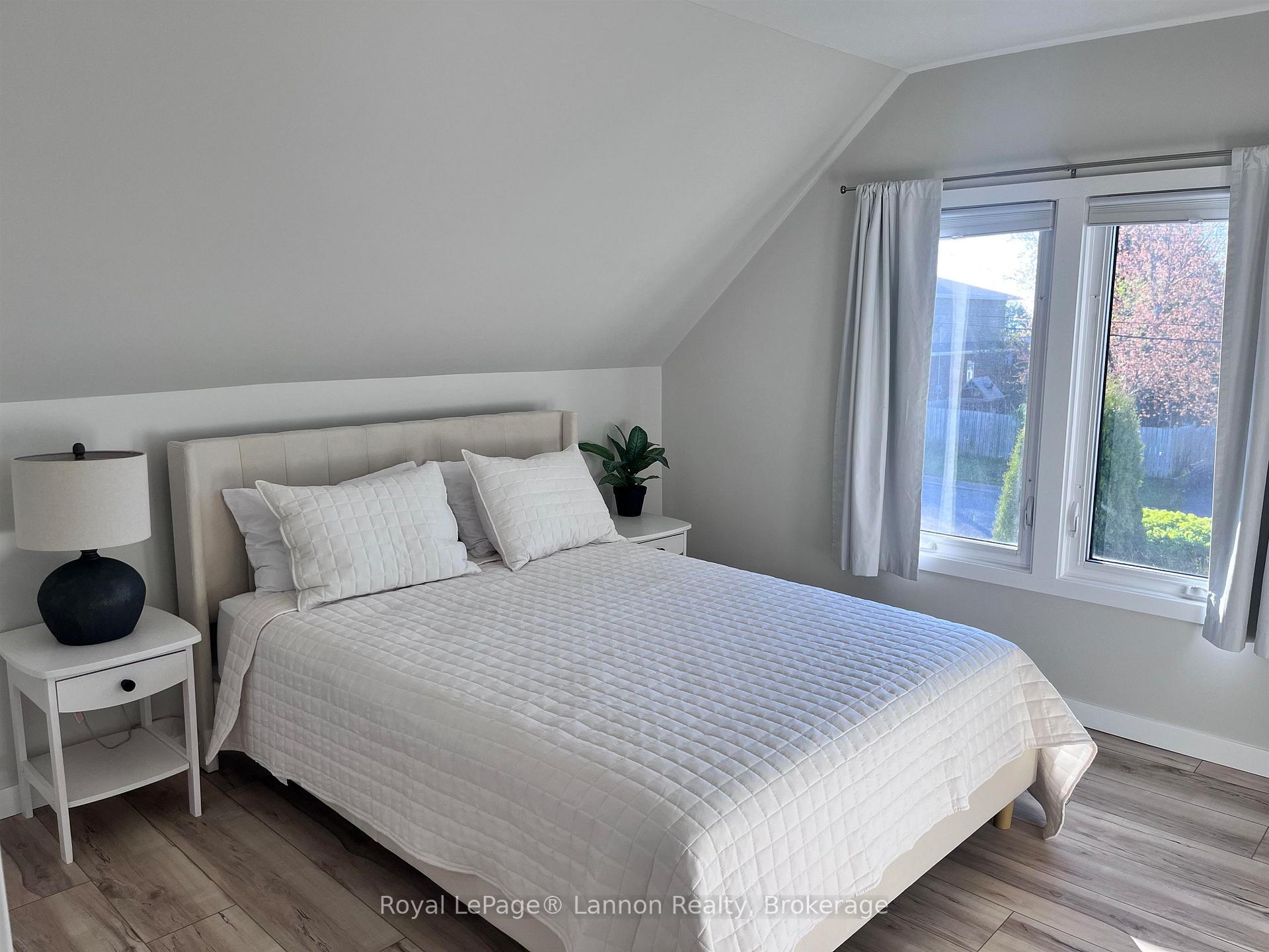 Photo 14 of 434 Hebert Street, Thunder Bay, College Heights — HOMEH