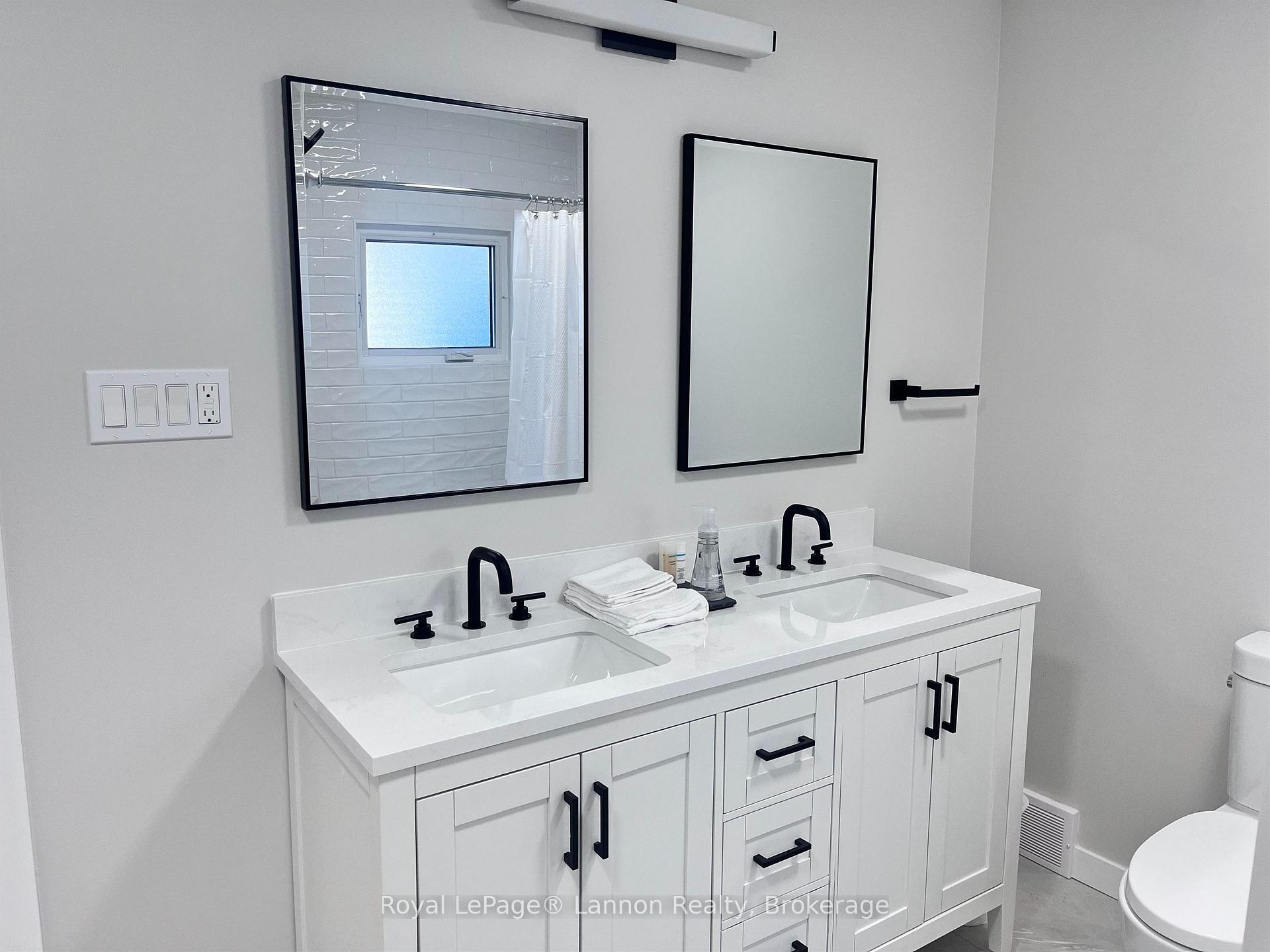 Photo 22 of 434 Hebert Street, Thunder Bay, College Heights — HOMEH