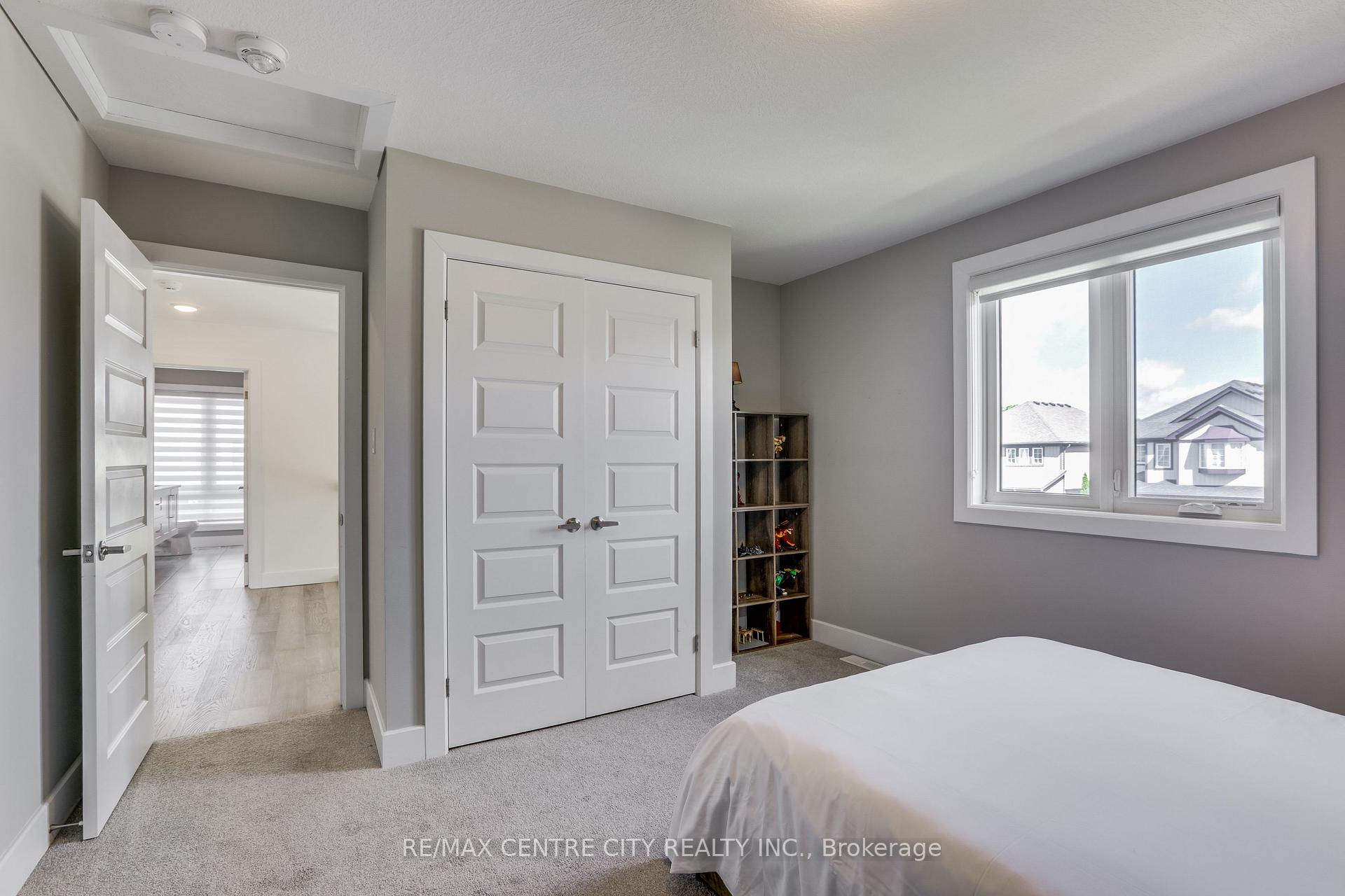 Photo 20 of 1762 Dewar Place, London, North S — HOMEH