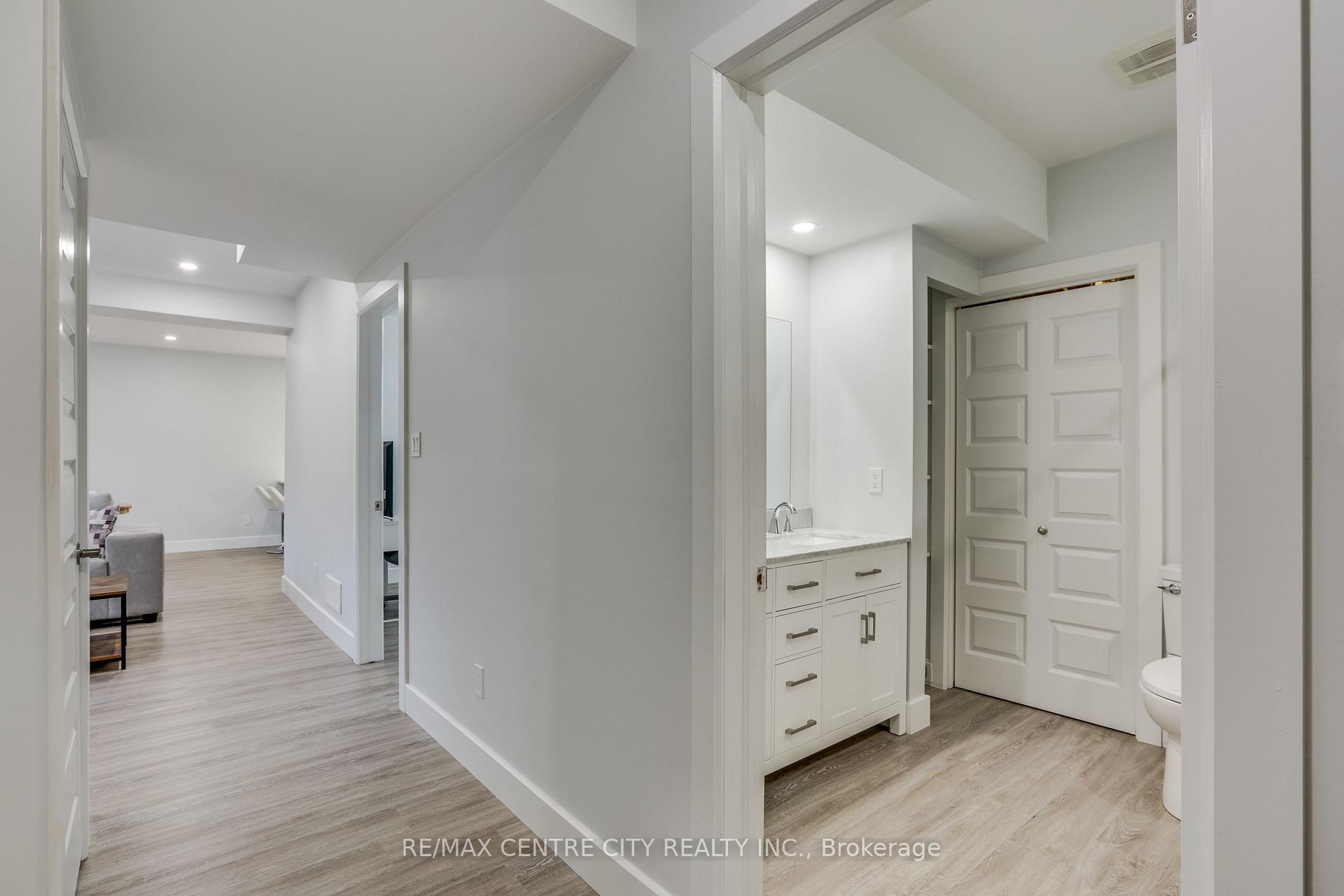 Photo 31 of 1762 Dewar Place, London, North S — HOMEH