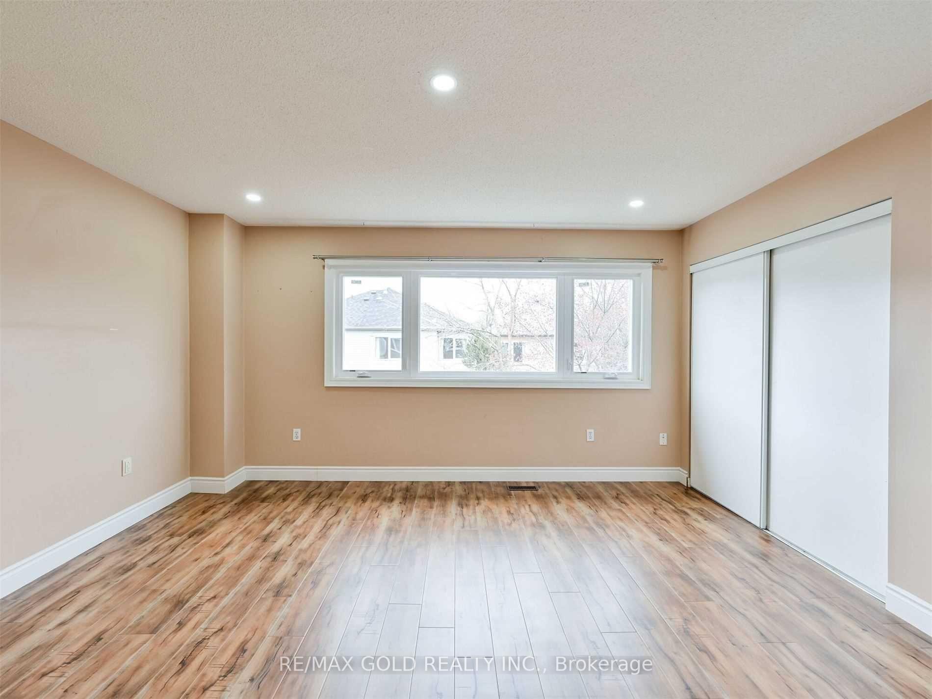 Photo 22 of 171 Fernforest Drive, Brampton, Sandringham-Wellington — HOMEH