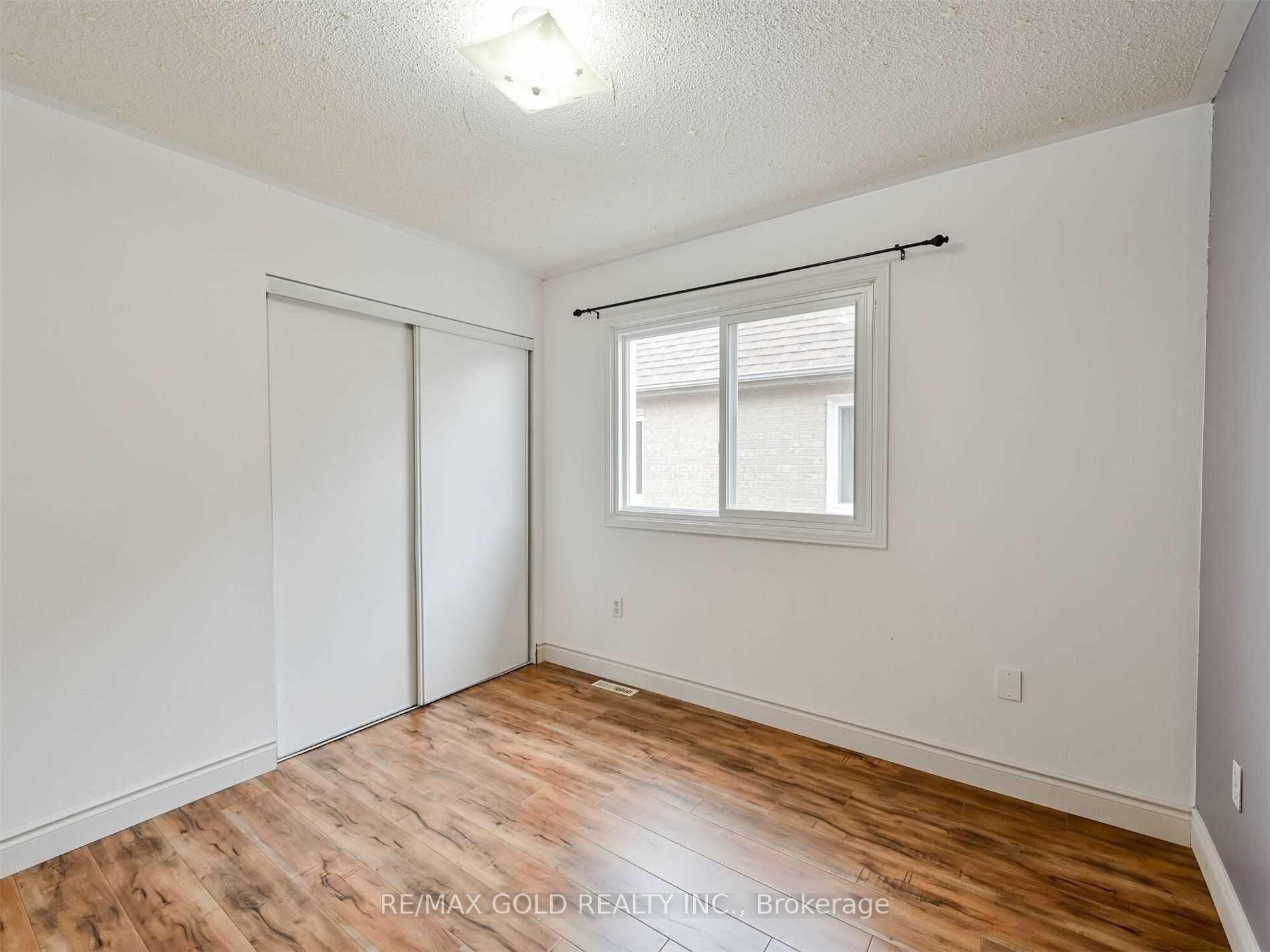 Photo 24 of 171 Fernforest Drive, Brampton, Sandringham-Wellington — HOMEH