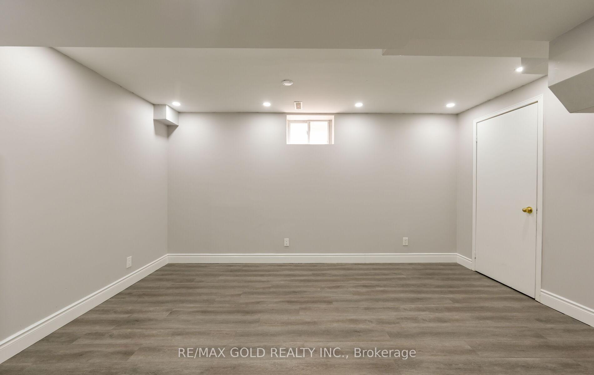 Photo 30 of 171 Fernforest Drive, Brampton, Sandringham-Wellington — HOMEH