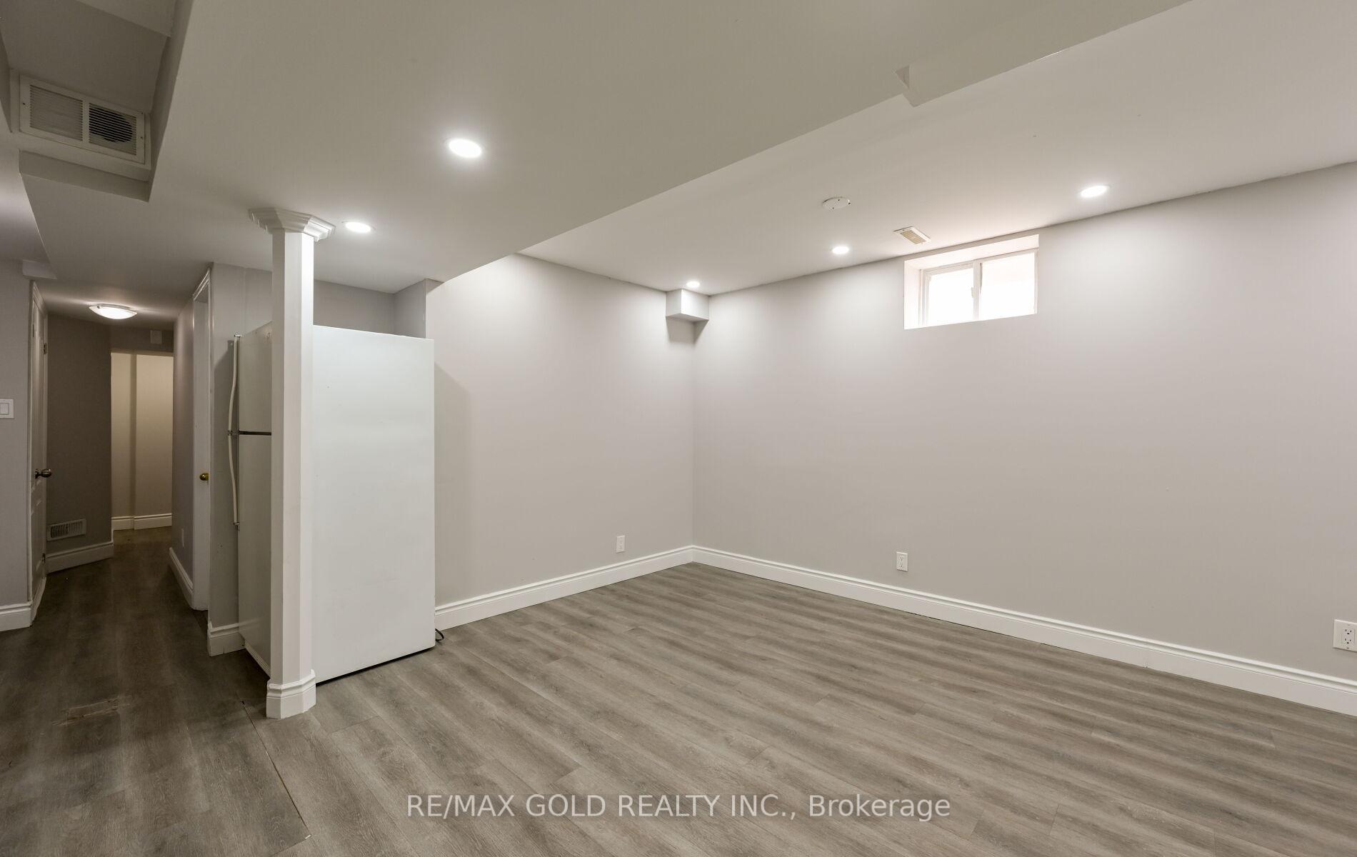 Photo 31 of 171 Fernforest Drive, Brampton, Sandringham-Wellington — HOMEH