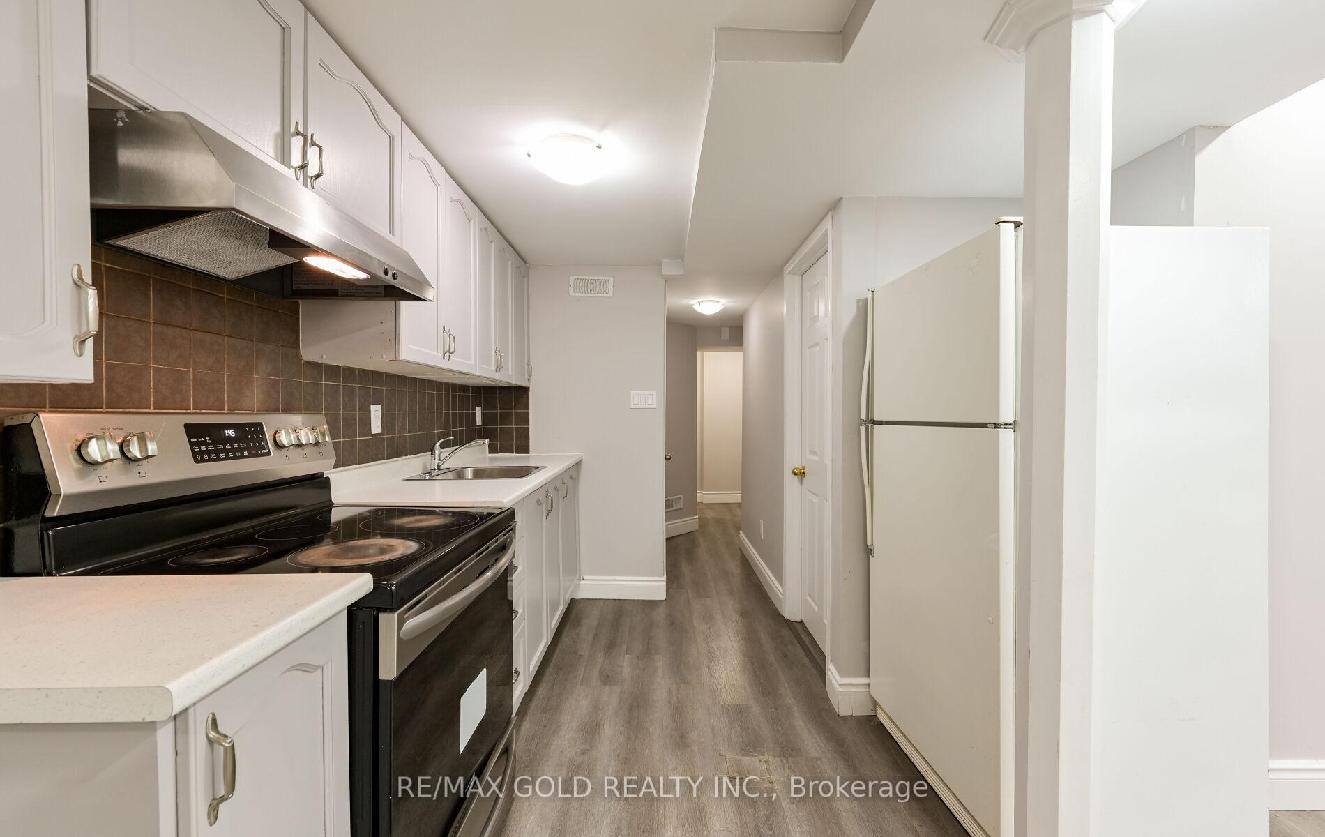 Photo 34 of 171 Fernforest Drive, Brampton, Sandringham-Wellington — HOMEH