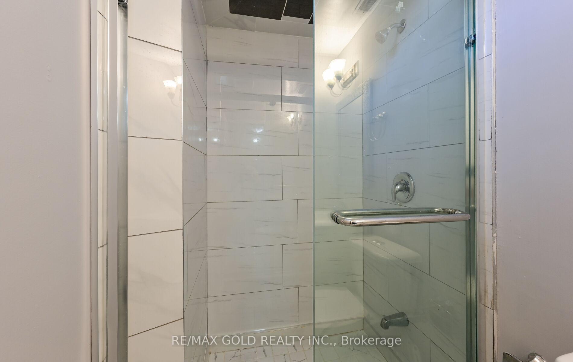 Photo 40 of 171 Fernforest Drive, Brampton, Sandringham-Wellington — HOMEH