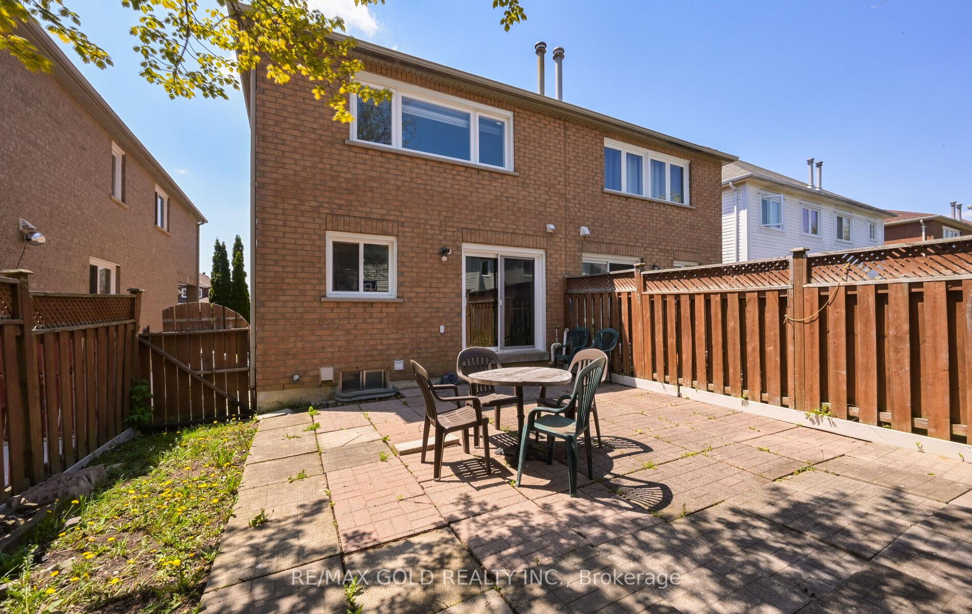 Photo 45 of 171 Fernforest Drive, Brampton, Sandringham-Wellington — HOMEH