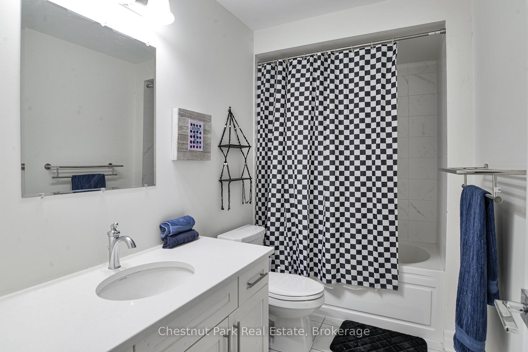 Photo 29 of 5 Hunter Place, Bracebridge, Macaulay — HOMEH