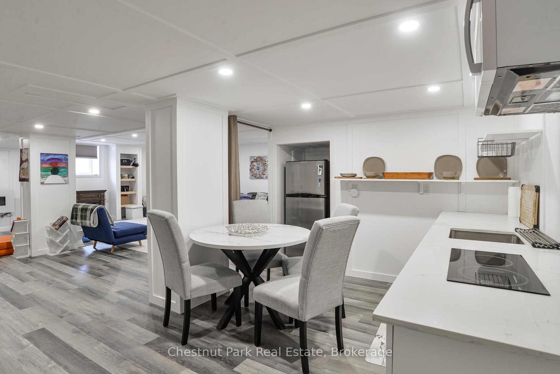 Photo 34 of 5 Hunter Place, Bracebridge, Macaulay — HOMEH