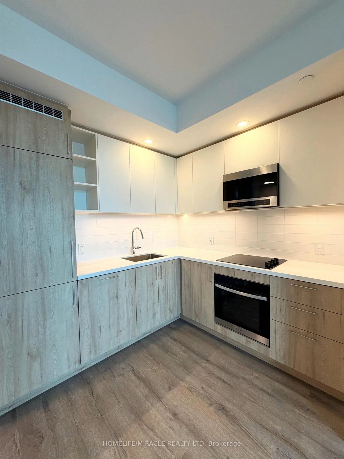 Photo 9 of Unit 2201, 5 Meadowale Road, Vaughan, Vaughan Corporate Centre — HOMEH