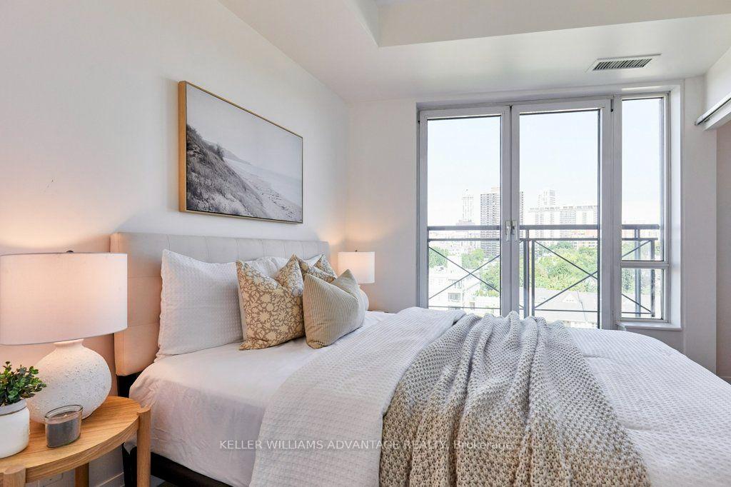 Photo 12 of Unit 806, 20 Scrivener Square, Toronto, Rosedale-Moore Park — HOMEH