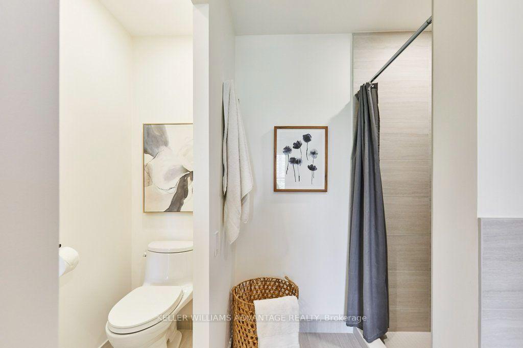 Photo 16 of Unit 806, 20 Scrivener Square, Toronto, Rosedale-Moore Park — HOMEH
