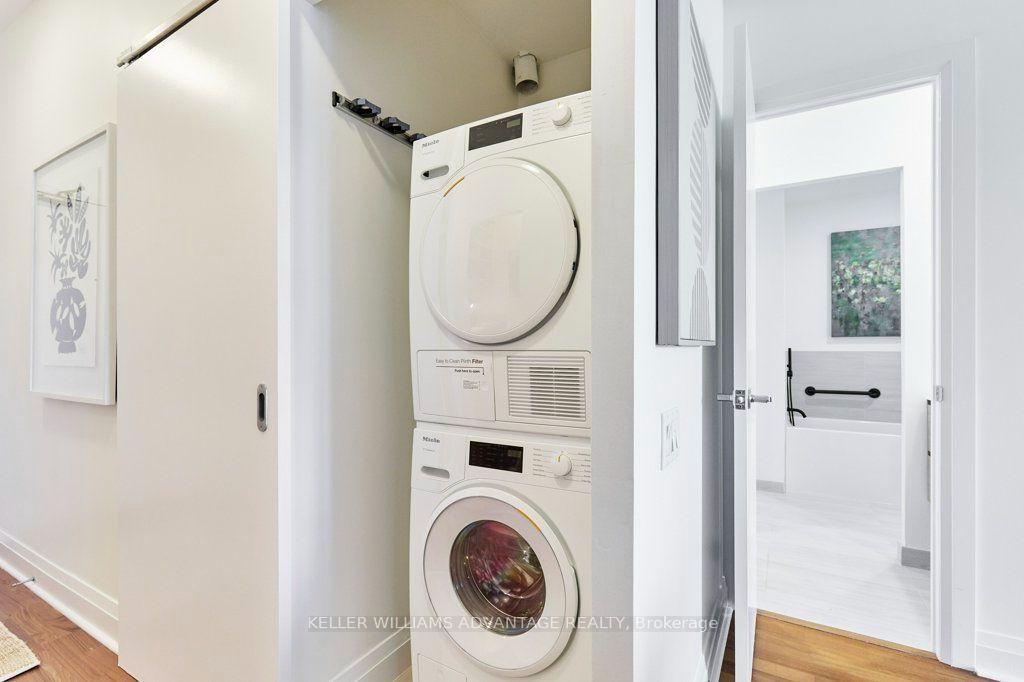Photo 17 of Unit 806, 20 Scrivener Square, Toronto, Rosedale-Moore Park — HOMEH