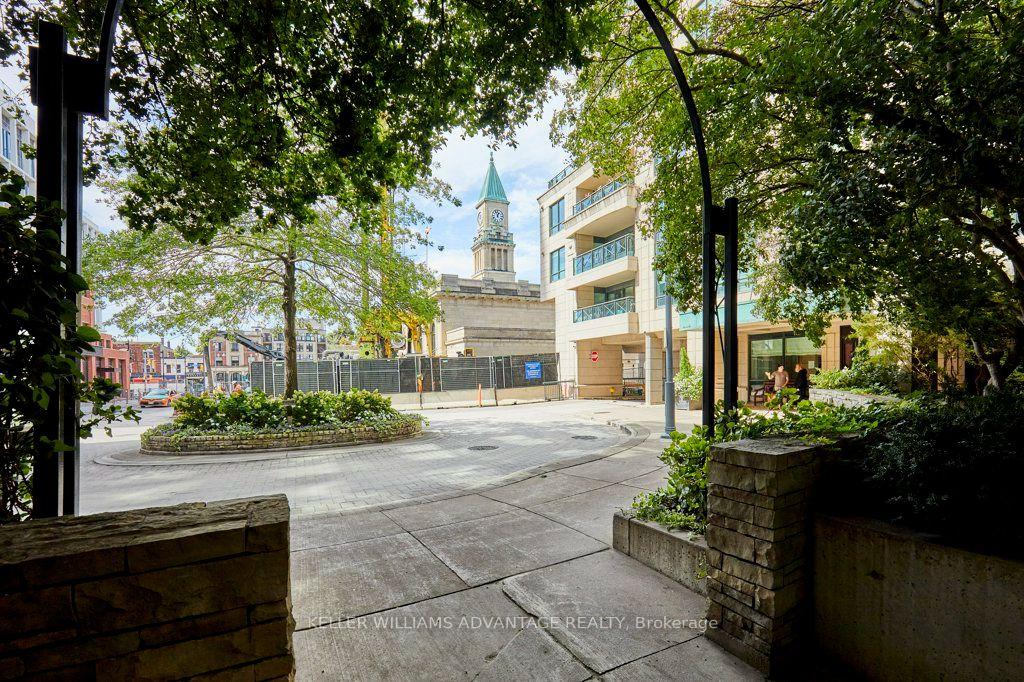 Photo 19 of Unit 806, 20 Scrivener Square, Toronto, Rosedale-Moore Park — HOMEH