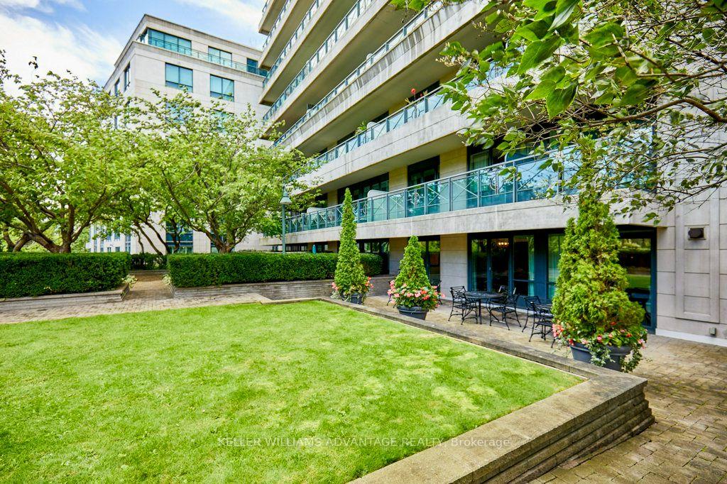 Photo 26 of Unit 806, 20 Scrivener Square, Toronto, Rosedale-Moore Park — HOMEH