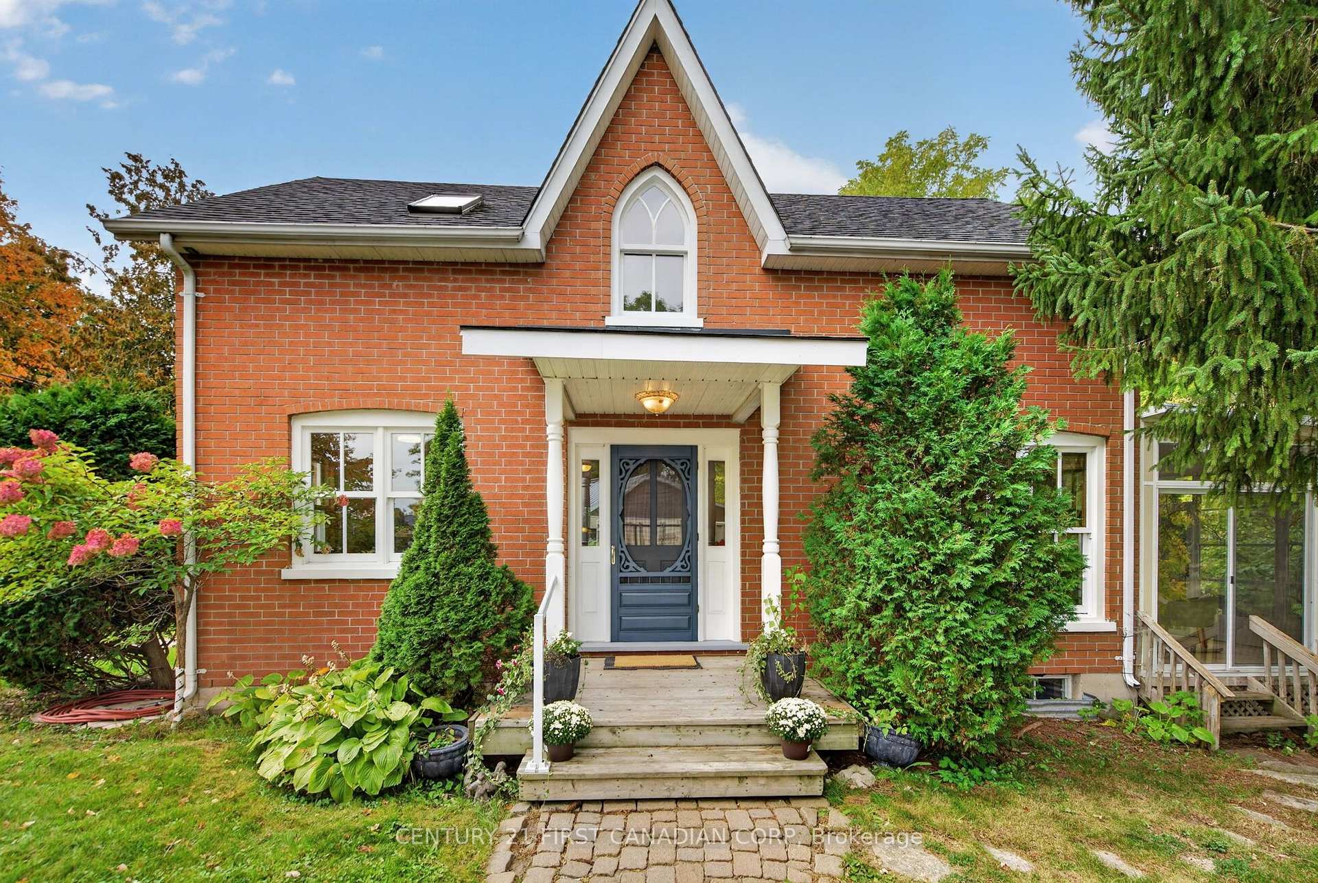 Photo 2 of 10290 Ilderton Road, Middlesex Centre, Rural Middlesex Centre — HOMEH