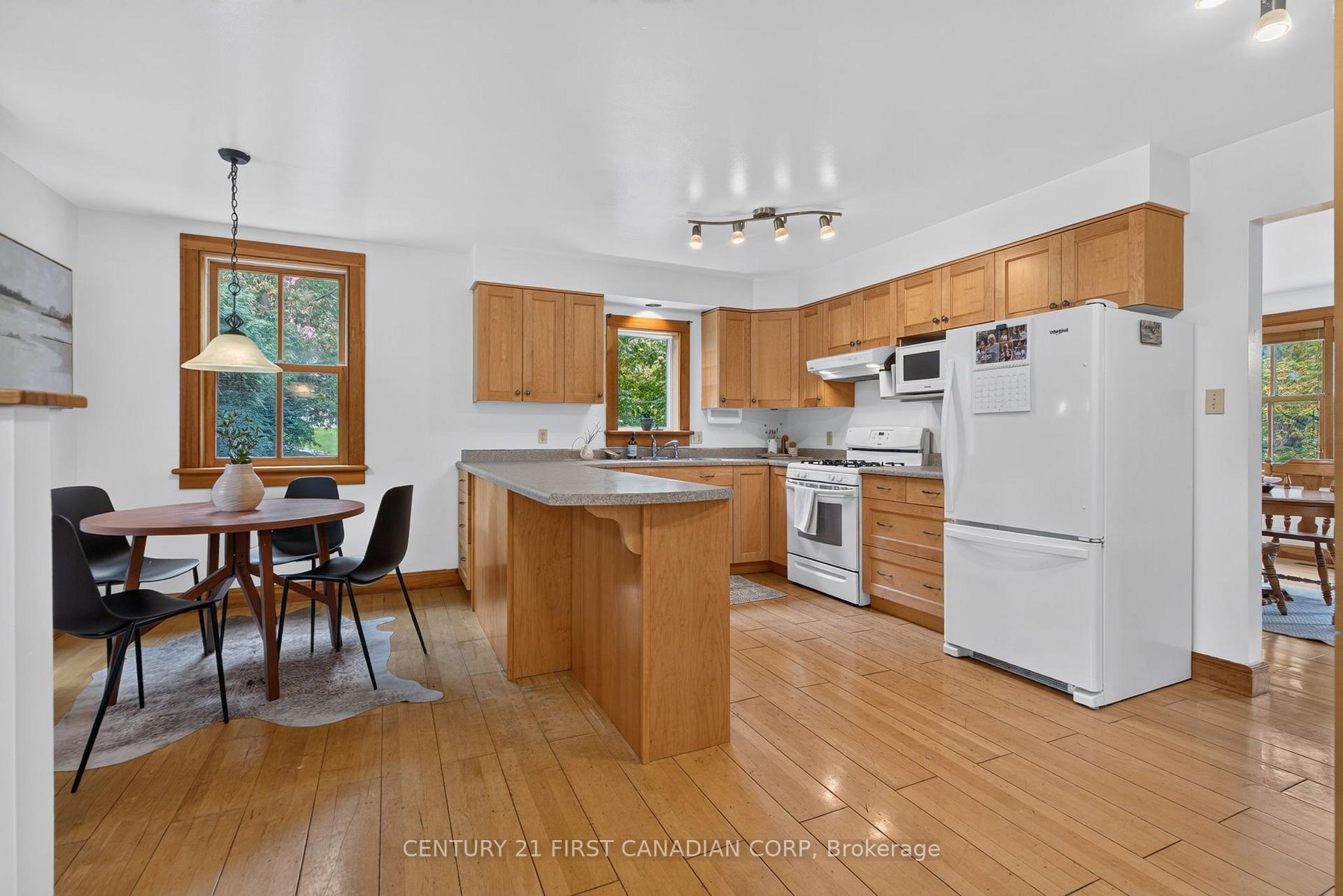 Photo 15 of 10290 Ilderton Road, Middlesex Centre, Rural Middlesex Centre — HOMEH