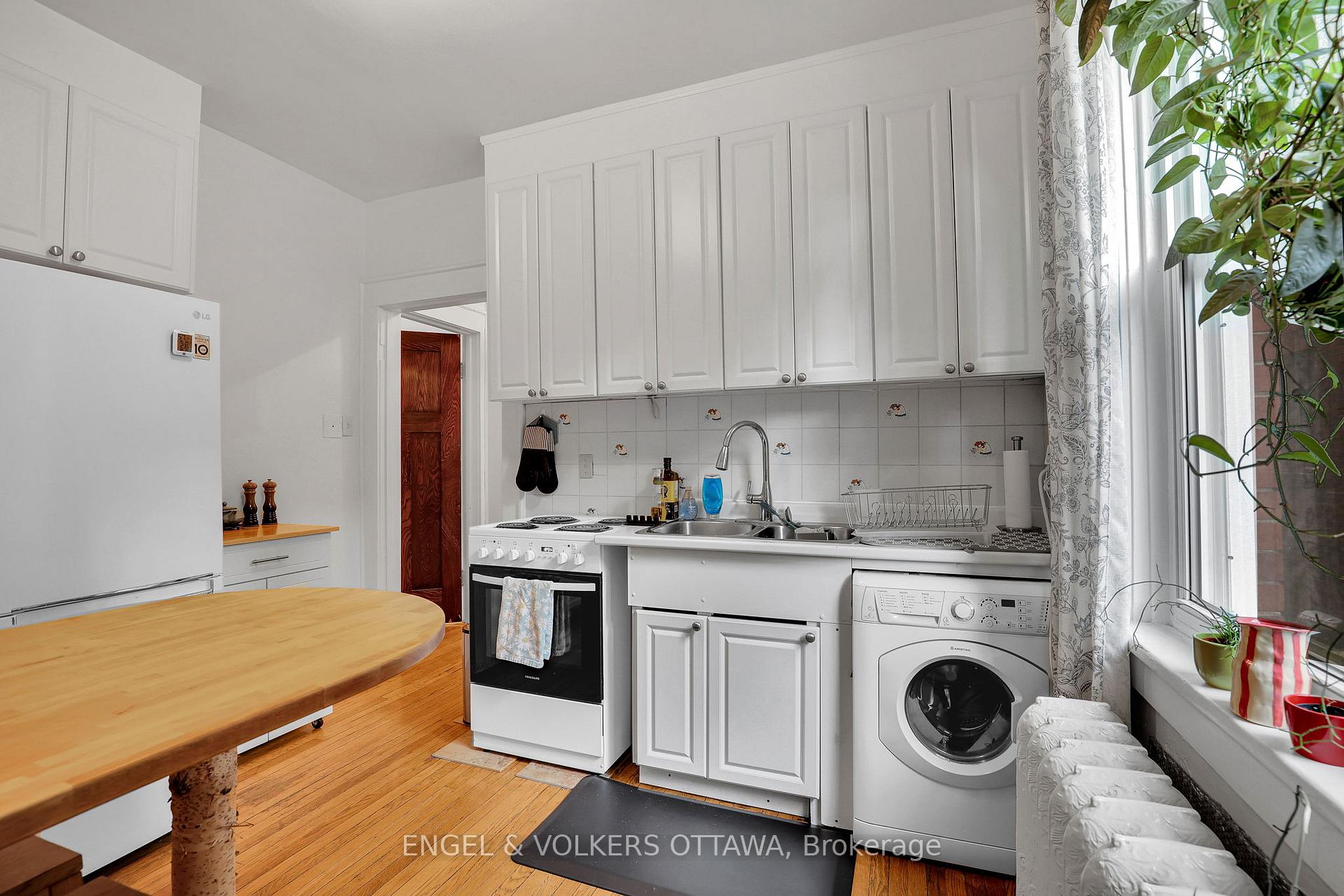 Photo 11 of 5 Woodlawn Avenue, Ottawa, Glebe — HOMEH