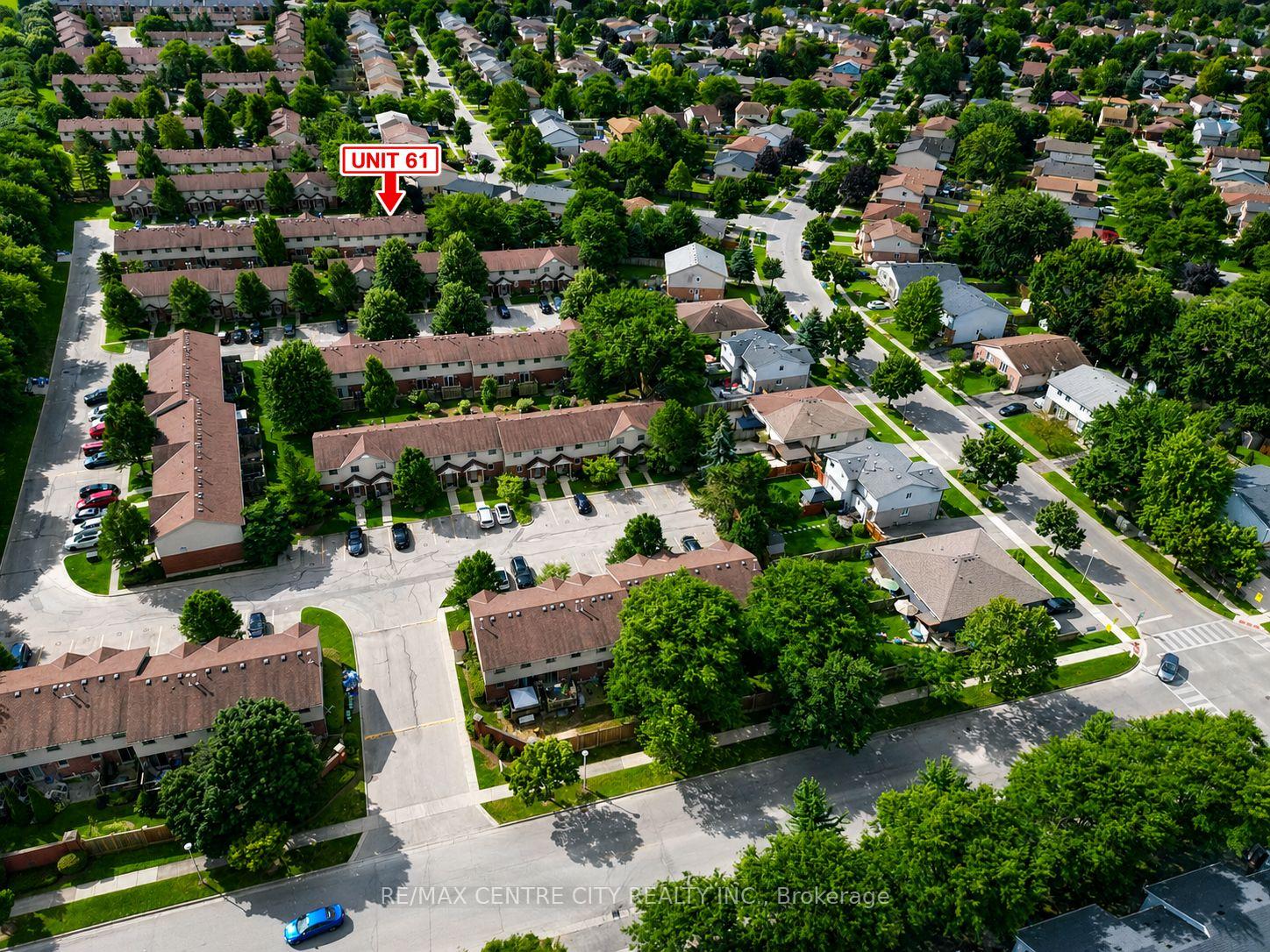 Photo 3 of Unit 61, 511 Admiral Drive, London, East I — HOMEH