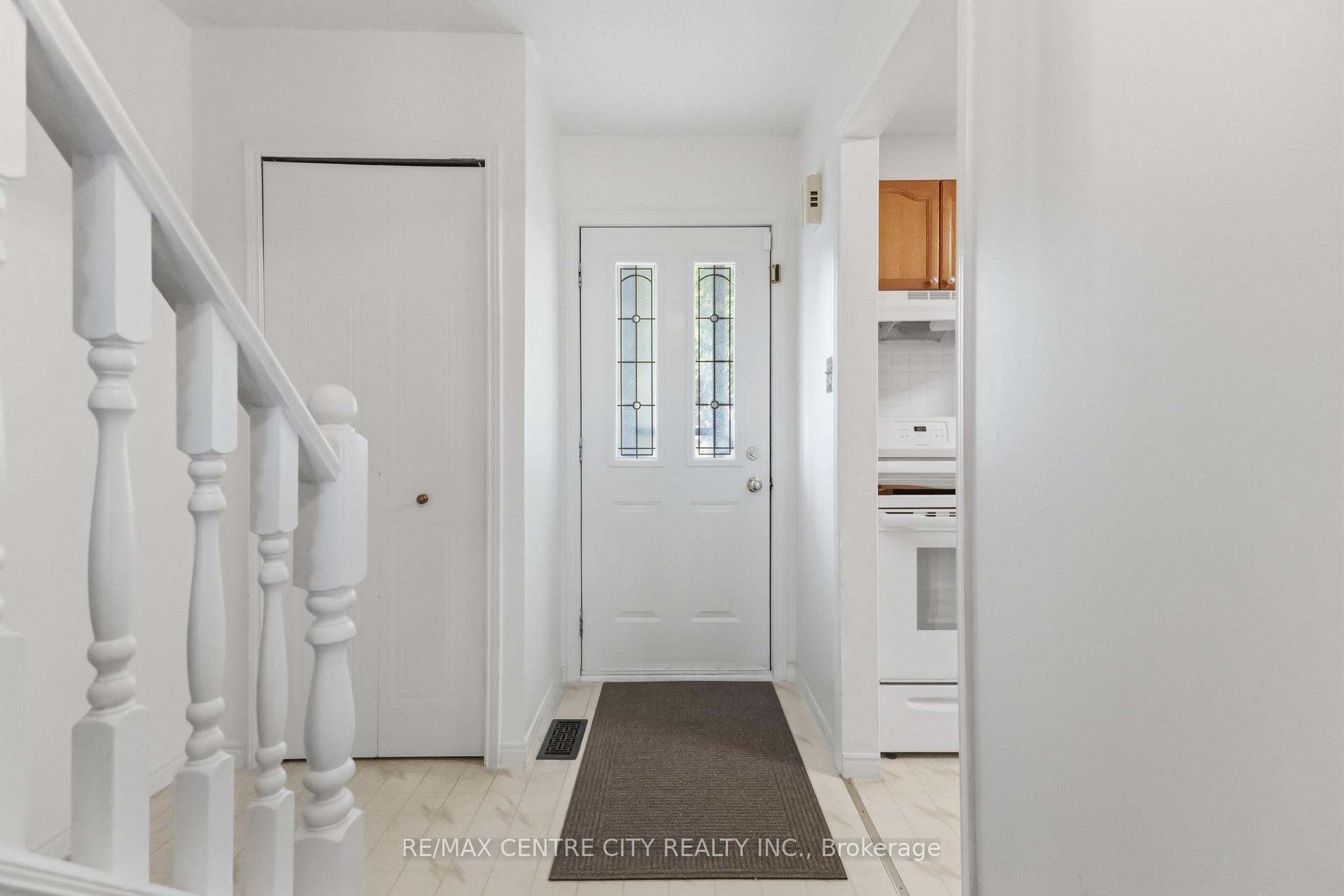 Photo 9 of Unit 61, 511 Admiral Drive, London, East I — HOMEH