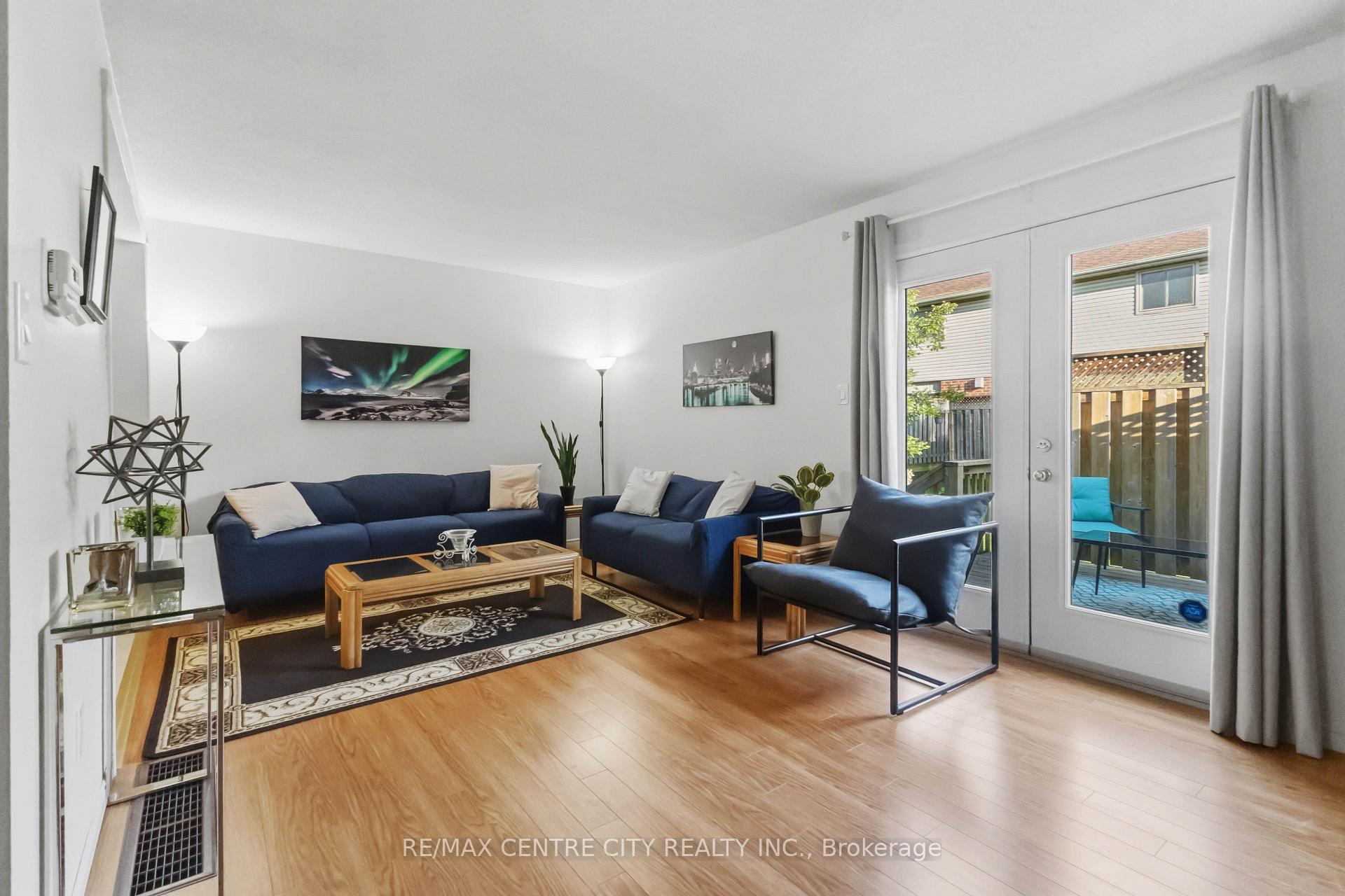 Photo 11 of Unit 61, 511 Admiral Drive, London, East I — HOMEH