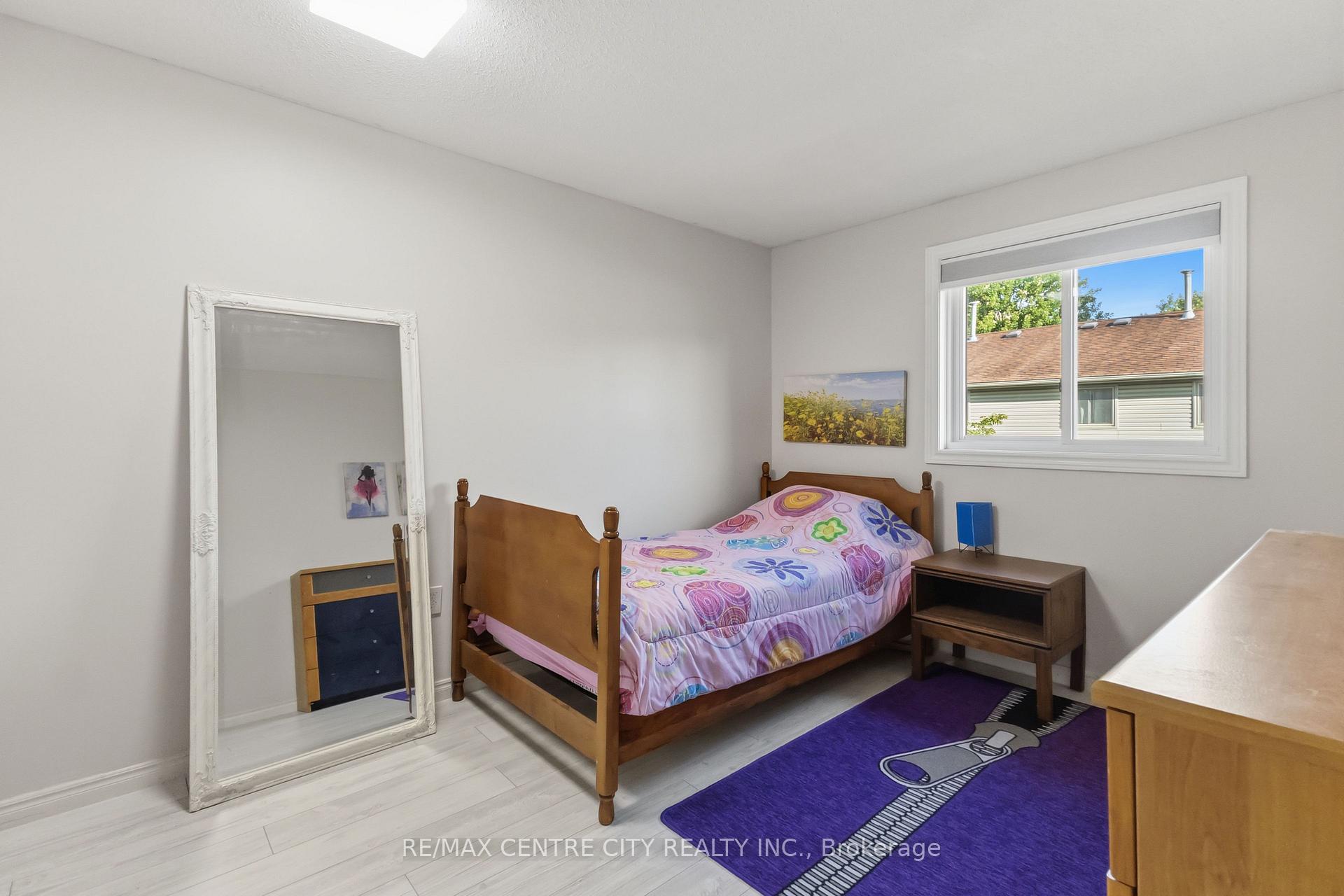 Photo 17 of Unit 61, 511 Admiral Drive, London, East I — HOMEH