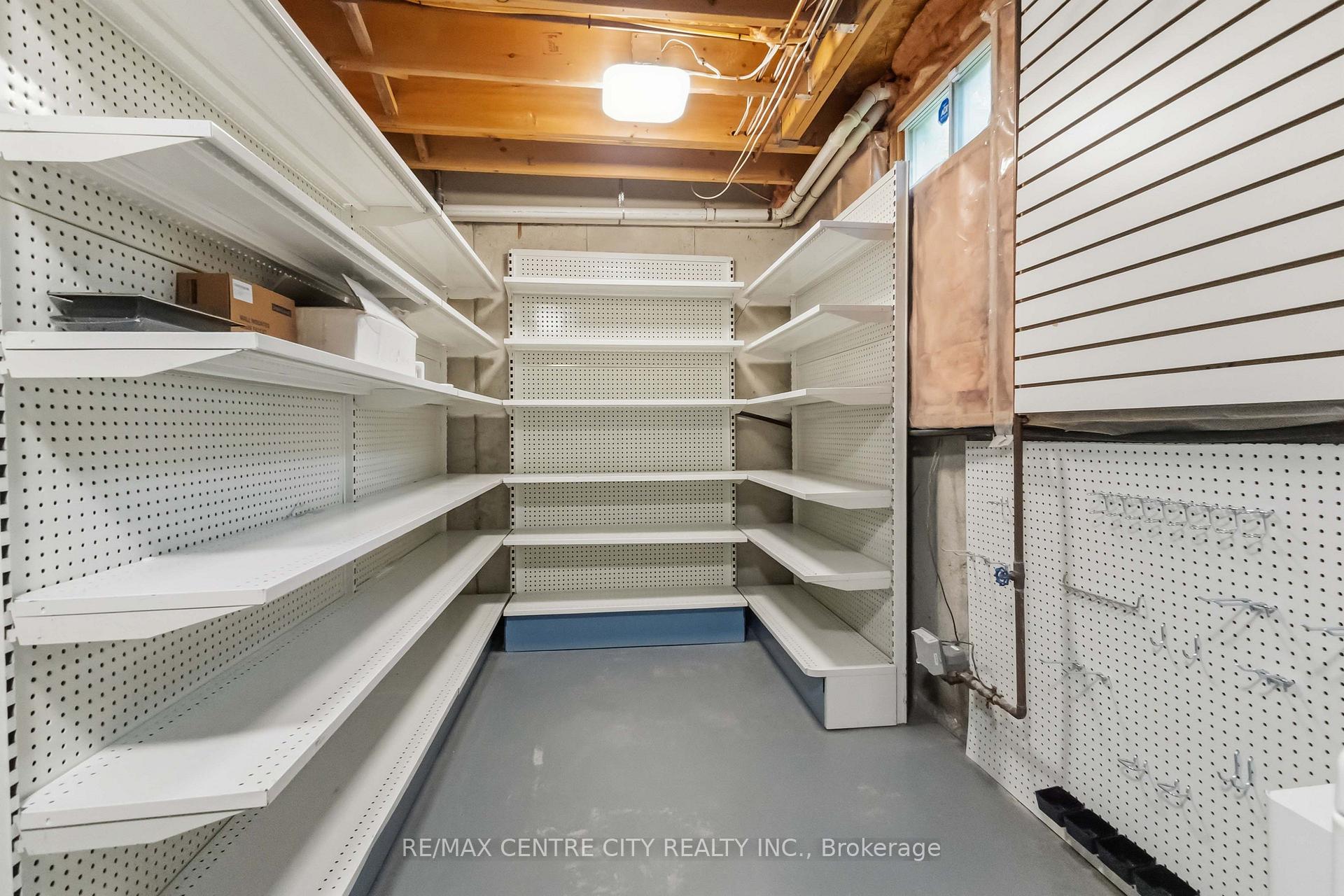 Photo 23 of Unit 61, 511 Admiral Drive, London, East I — HOMEH