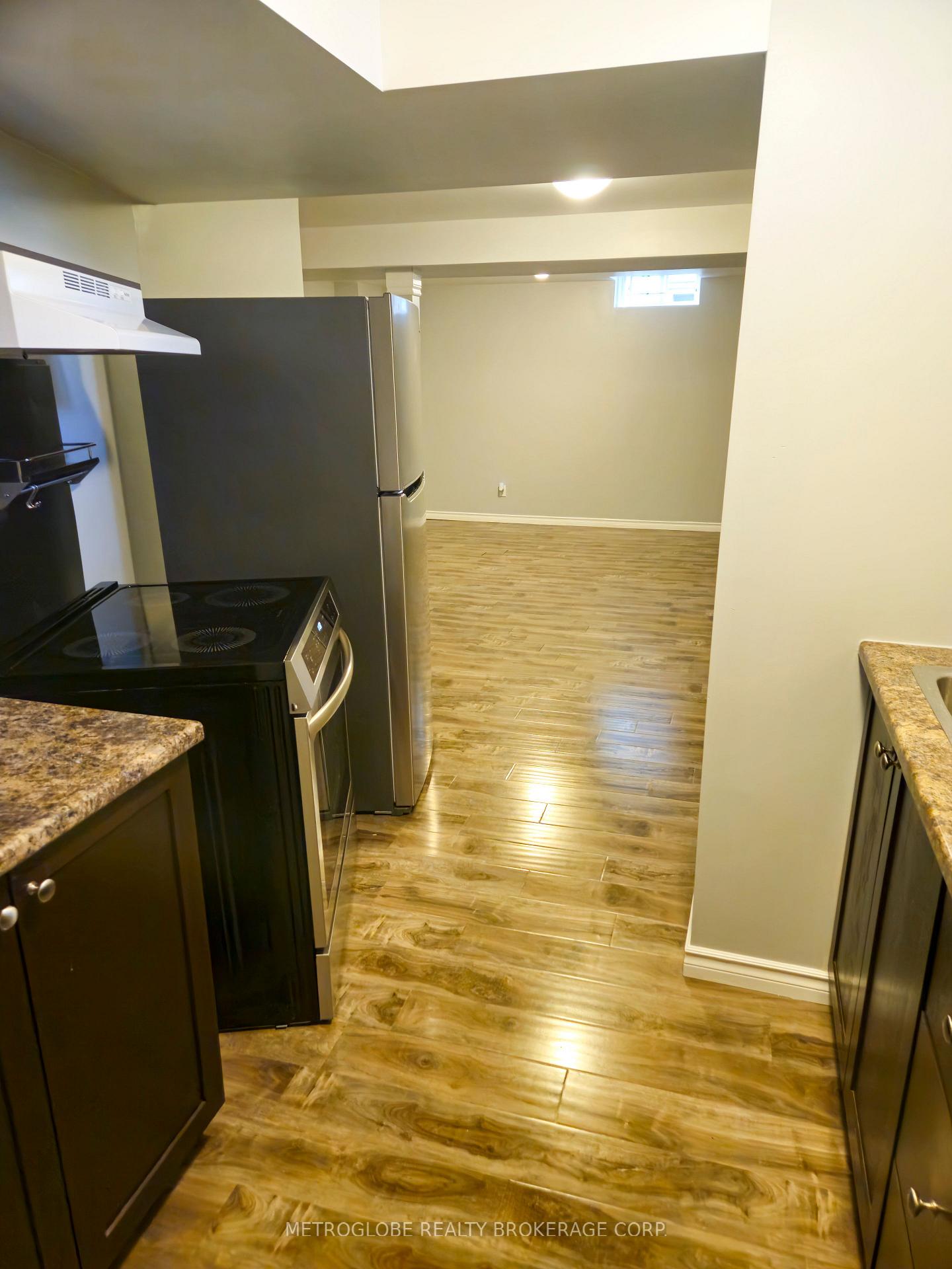 Photo 6 of Unit Bsmt, 36 Blair Crescent, Barrie, Grove East — HOMEH