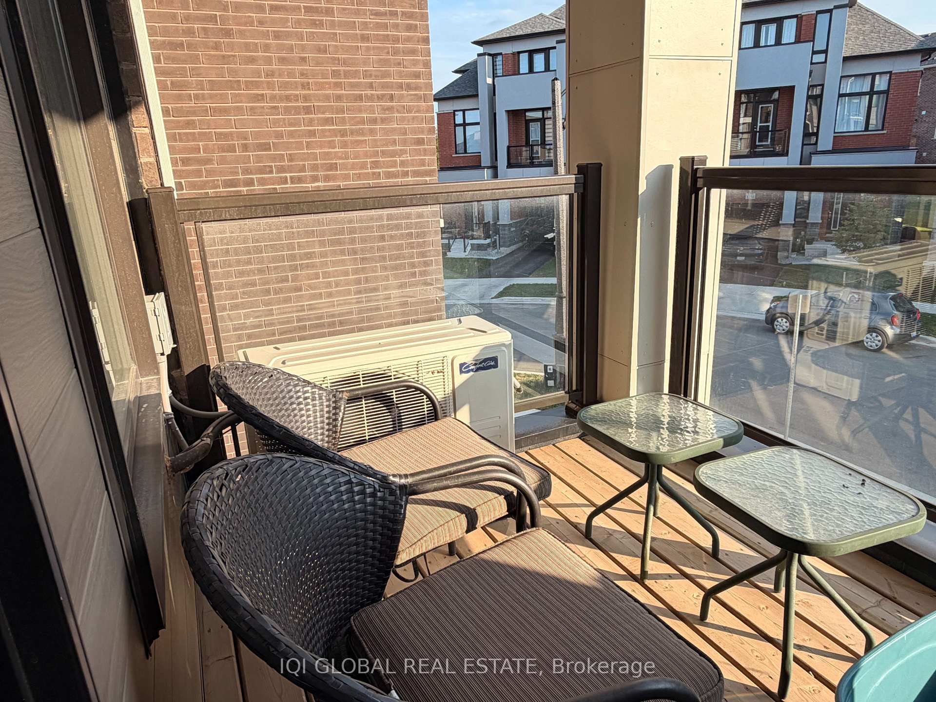 Photo 7 of 1253 Anthonia Trail, Oakville, Joshua Meadows — HOMEH