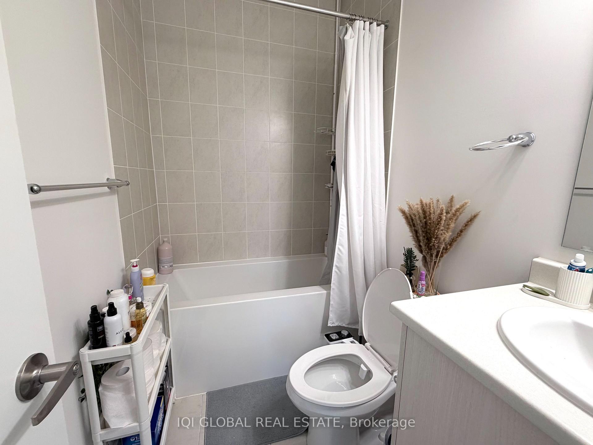 Photo 8 of 1253 Anthonia Trail, Oakville, Joshua Meadows — HOMEH