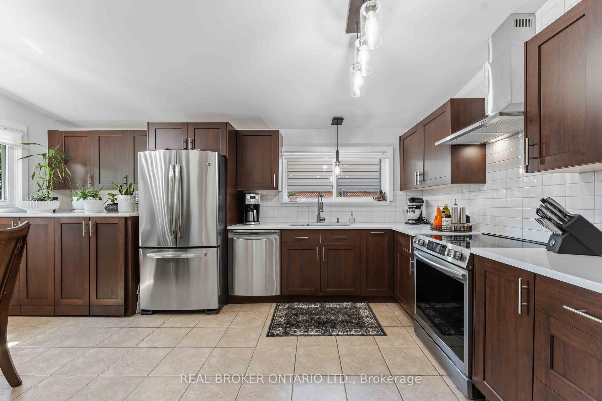 Photo 13 of 1849 Florida Avenue, Ottawa, Guildwood Estates - Urbandale Acres — HOMEH