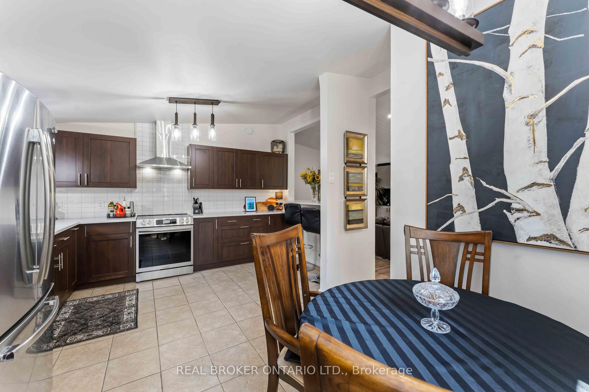 Photo 14 of 1849 Florida Avenue, Ottawa, Guildwood Estates - Urbandale Acres — HOMEH