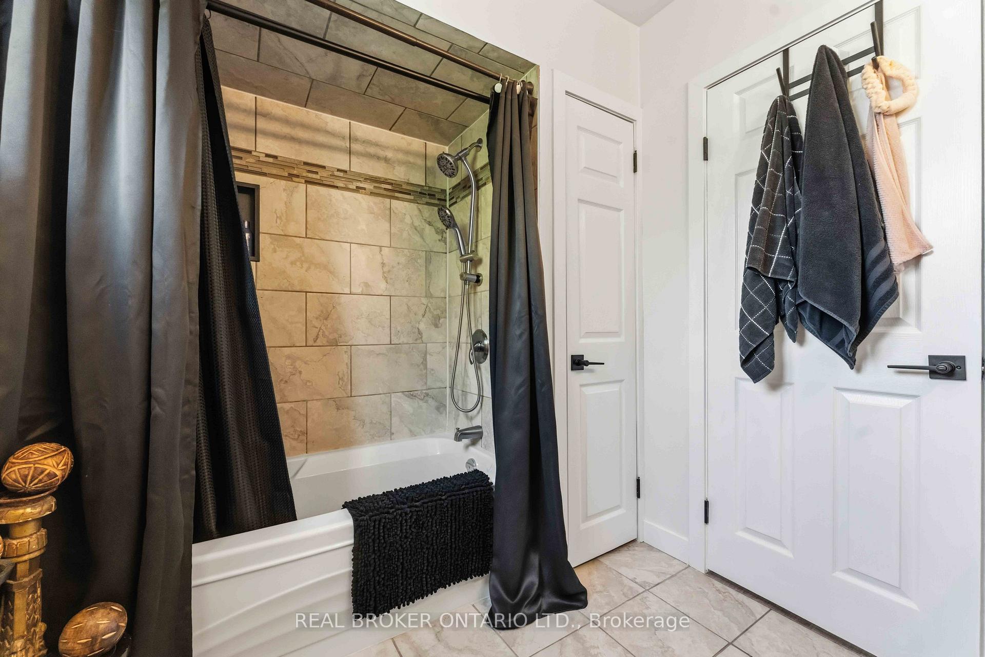 Photo 18 of 1849 Florida Avenue, Ottawa, Guildwood Estates - Urbandale Acres — HOMEH