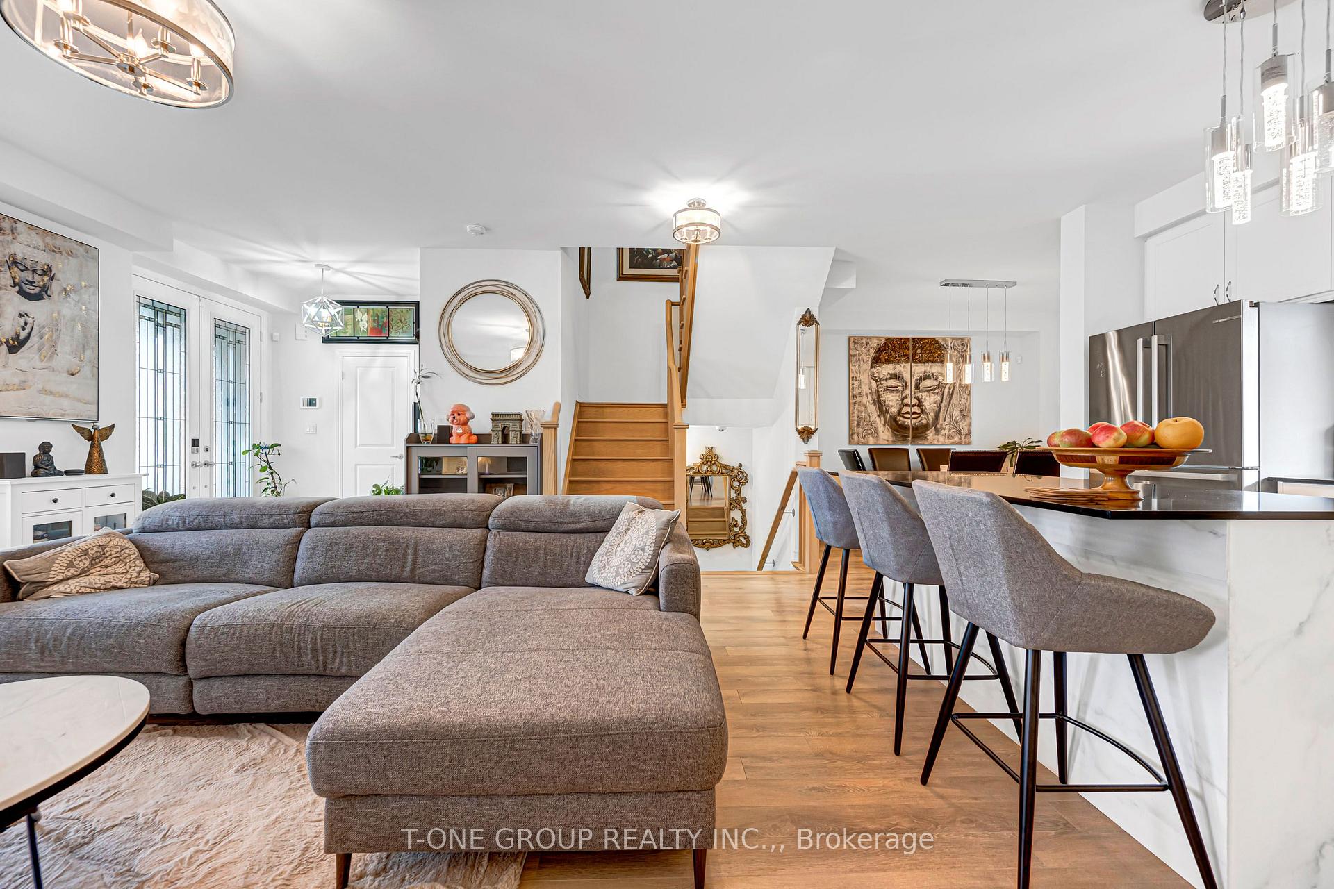 Photo 12 of 249 Clockwork Drive, Brampton, Northwest Brampton — HOMEH