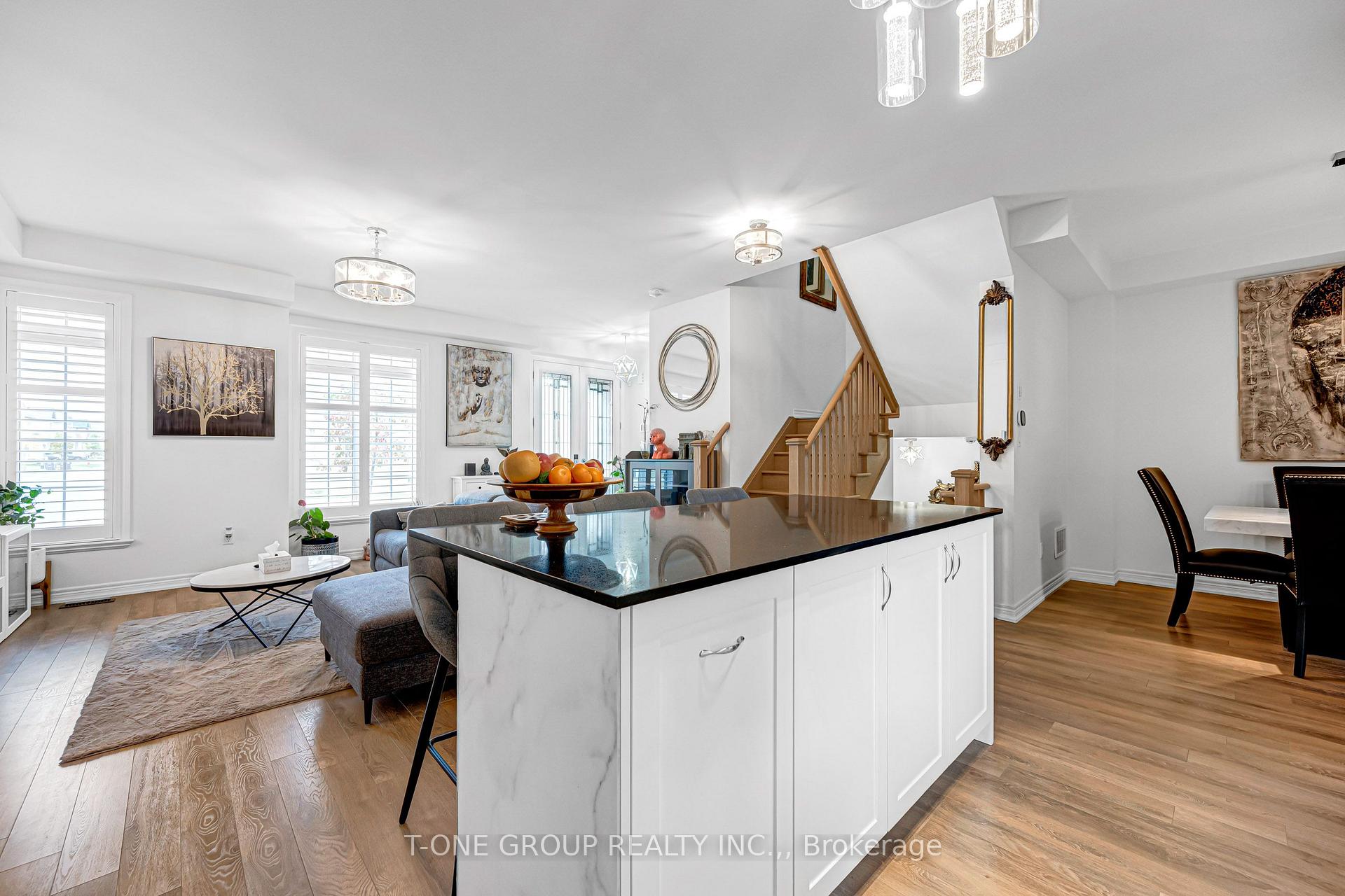 Photo 17 of 249 Clockwork Drive, Brampton, Northwest Brampton — HOMEH