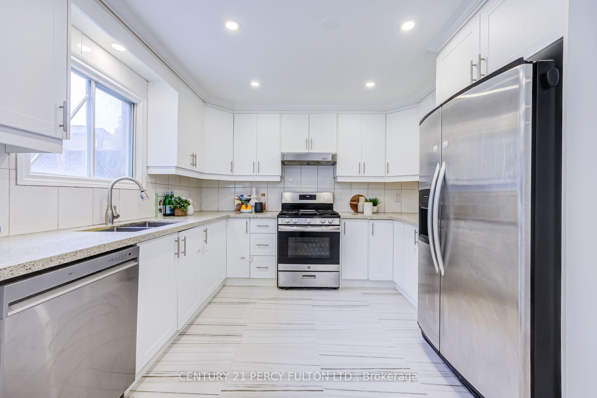 Photo 10 of 8 Sayor Drive, Ajax, Central West — HOMEH