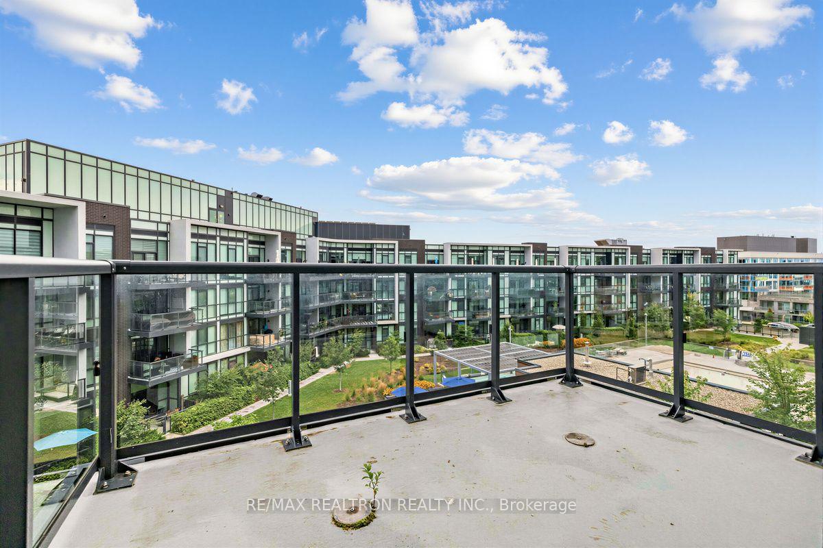 Photo 2 of Unit 456, 415 Sea Ray Avenue, Innisfil, Rural Innisfil — HOMEH
